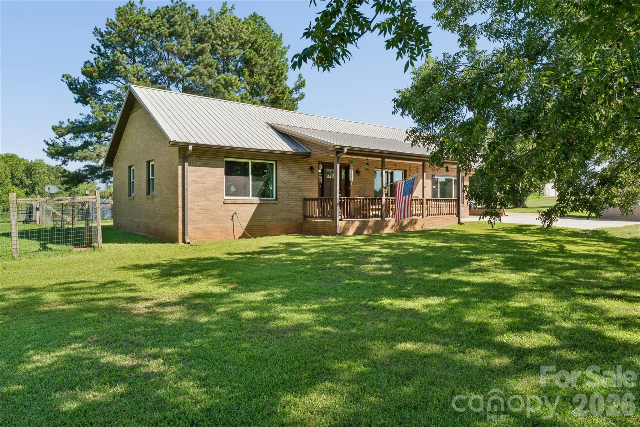 5507 State Line Road Property Photo 2
