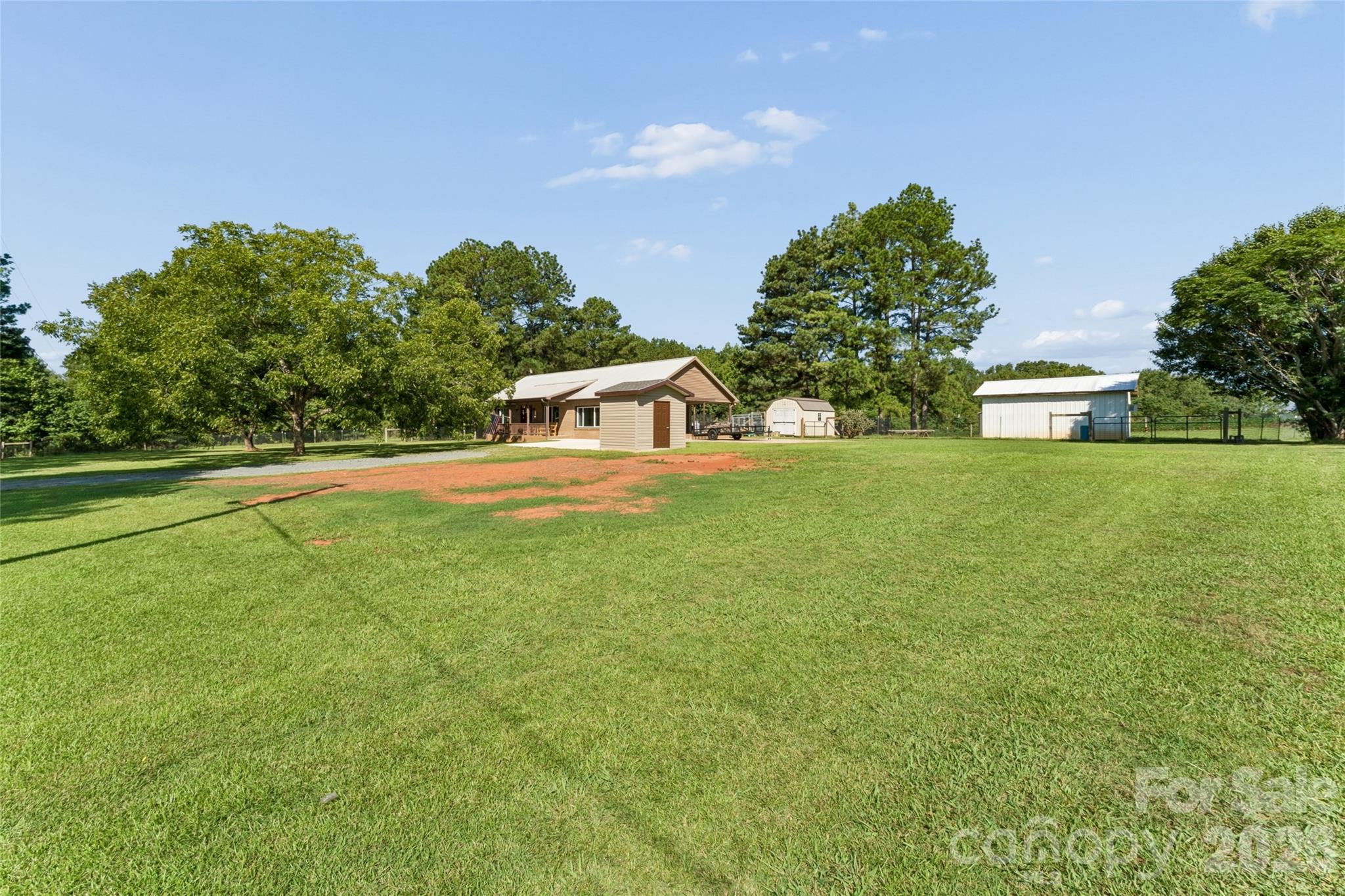 5507 State Line Road Property Photo 5