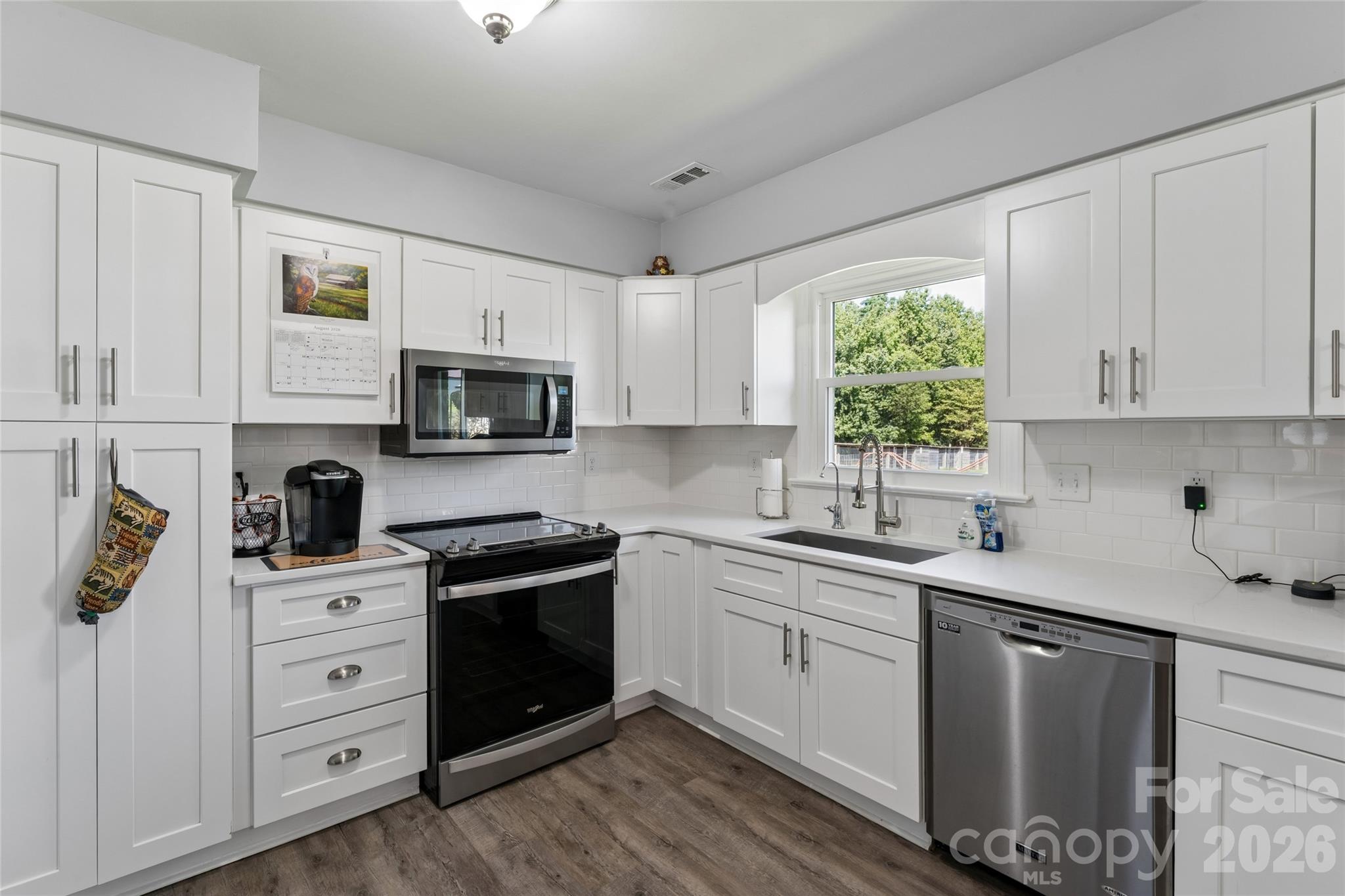 5507 State Line Road Property Photo 7