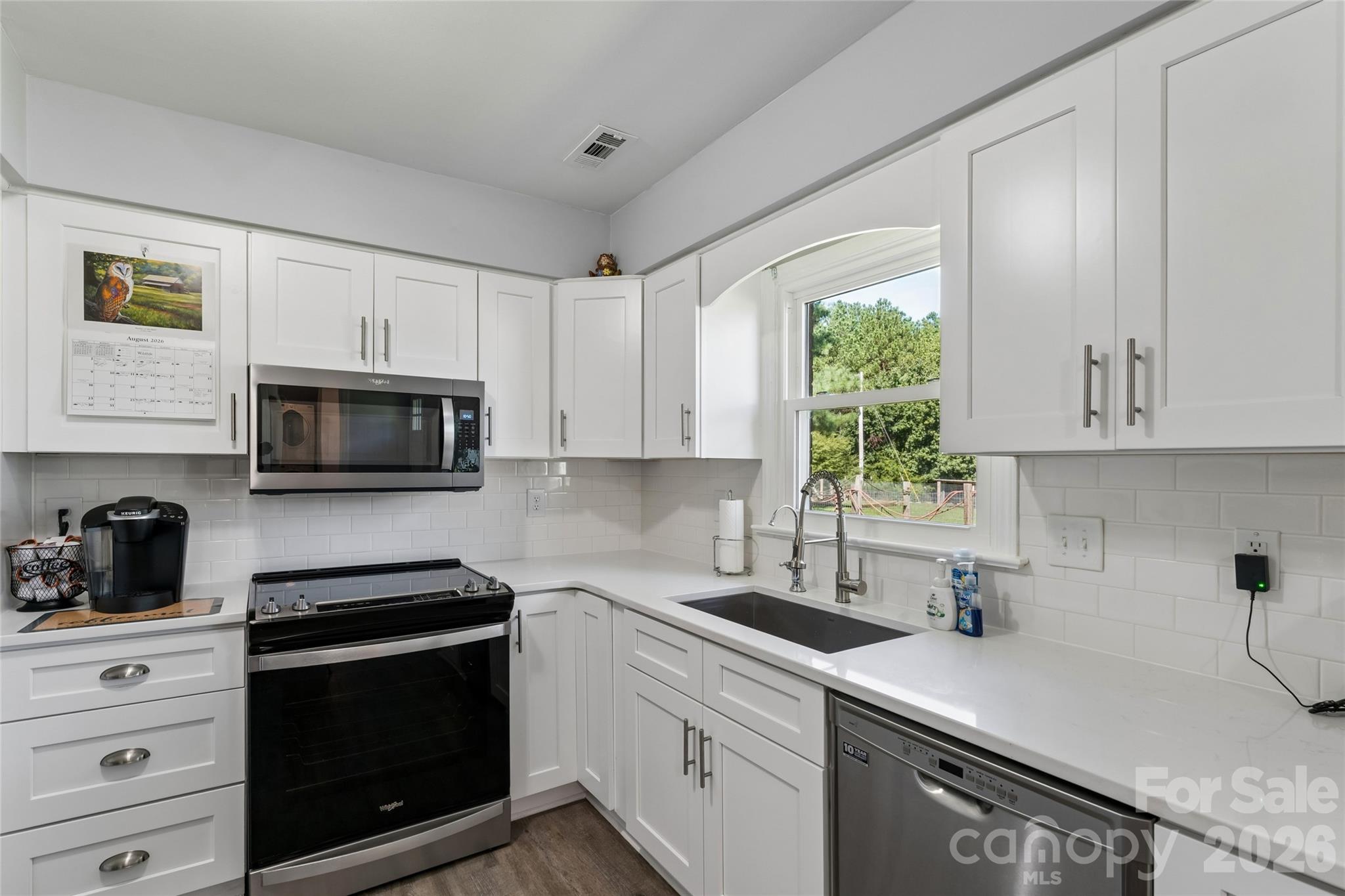 5507 State Line Road Property Photo 10