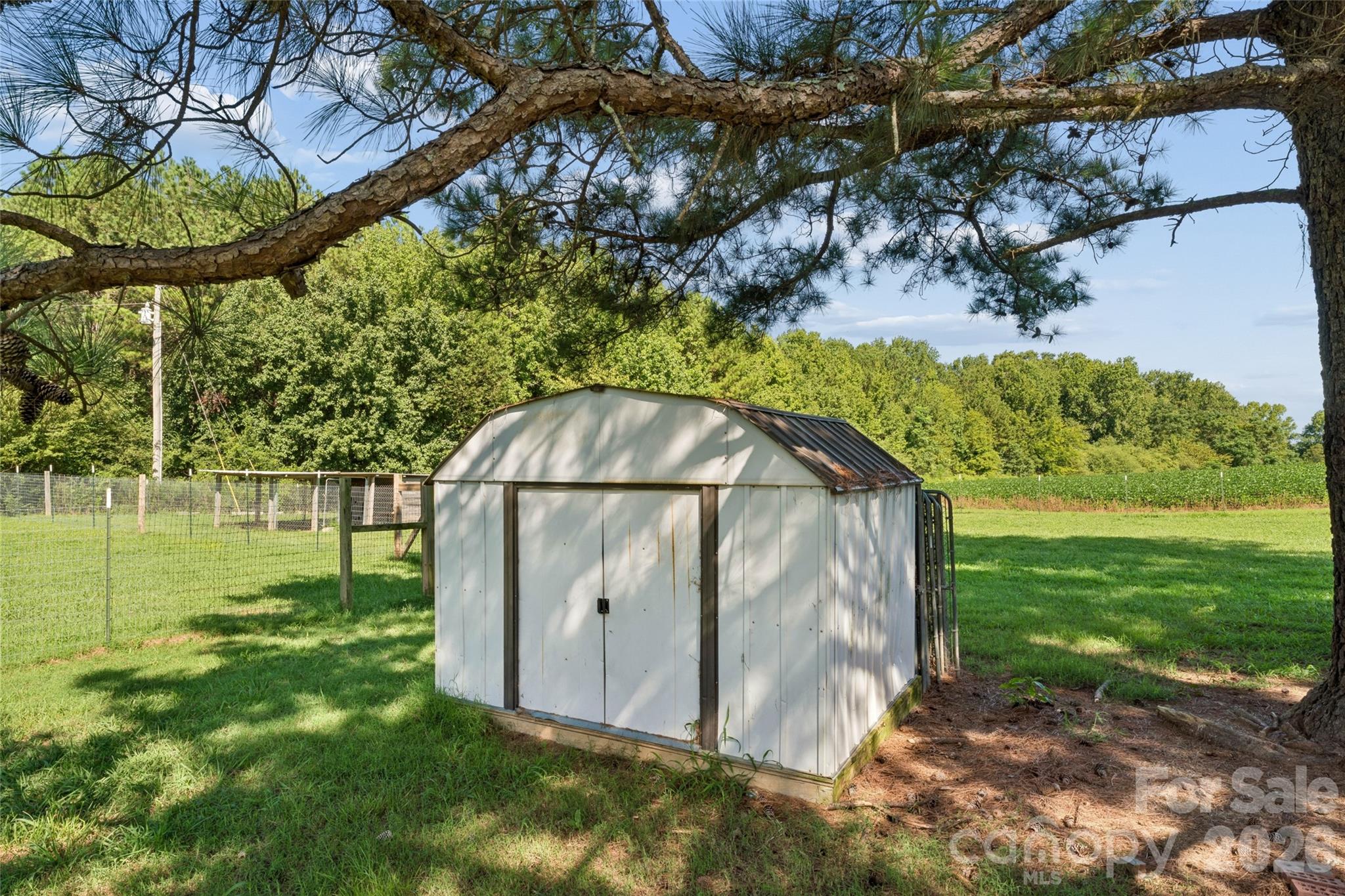5507 State Line Road Property Photo 33