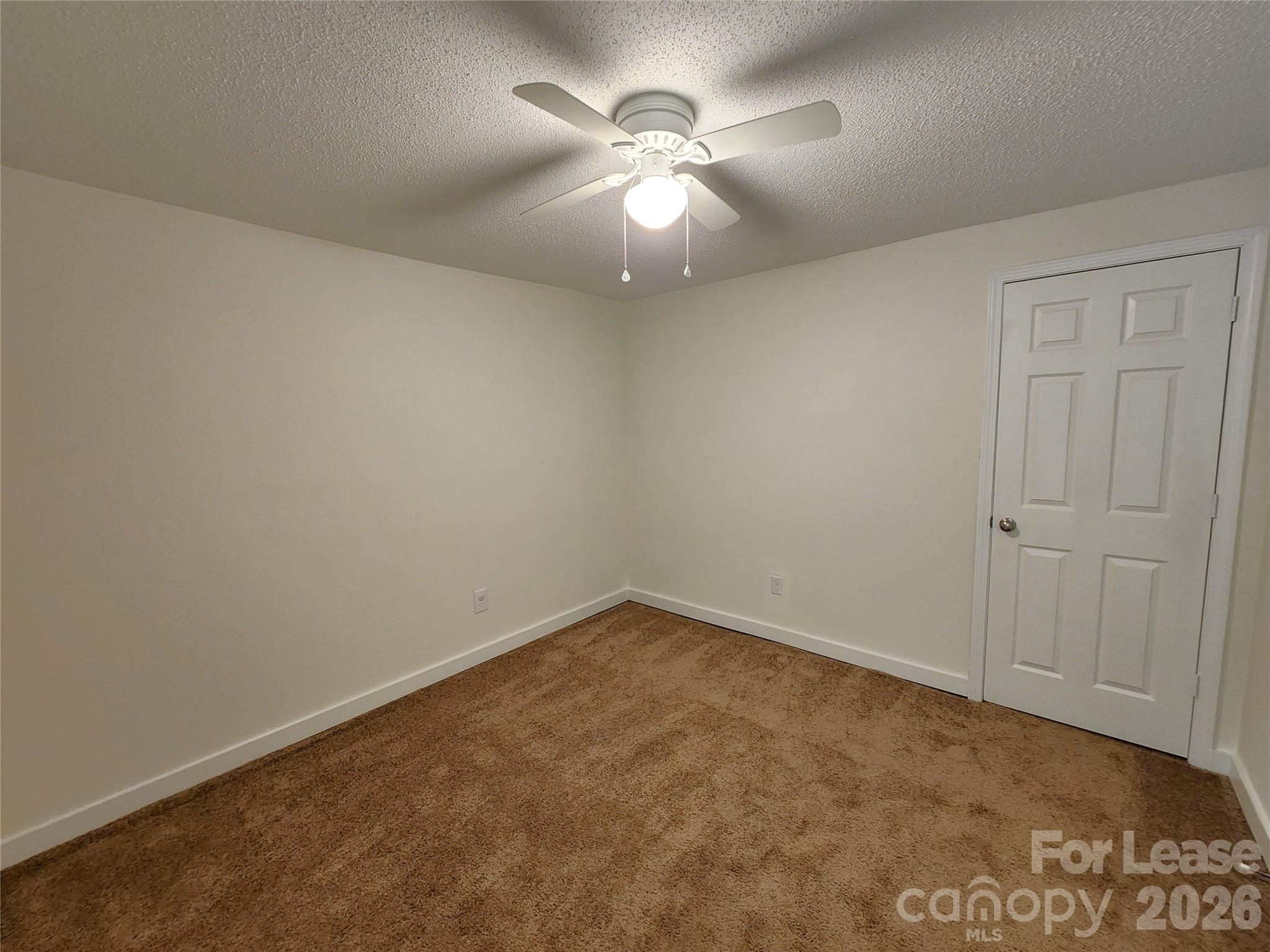 650 Harris Street Property Photo 11