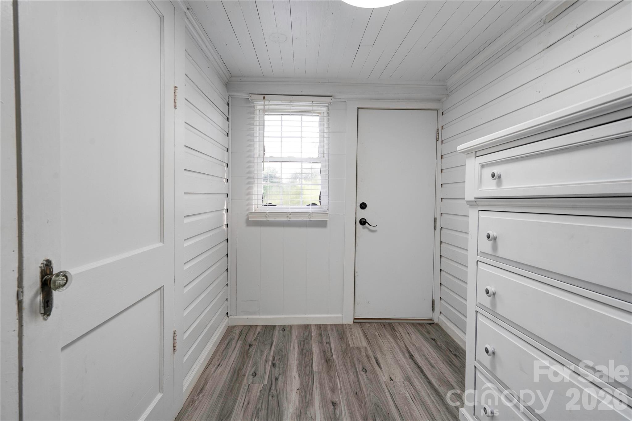 218 Oxford Street Property Photo 29