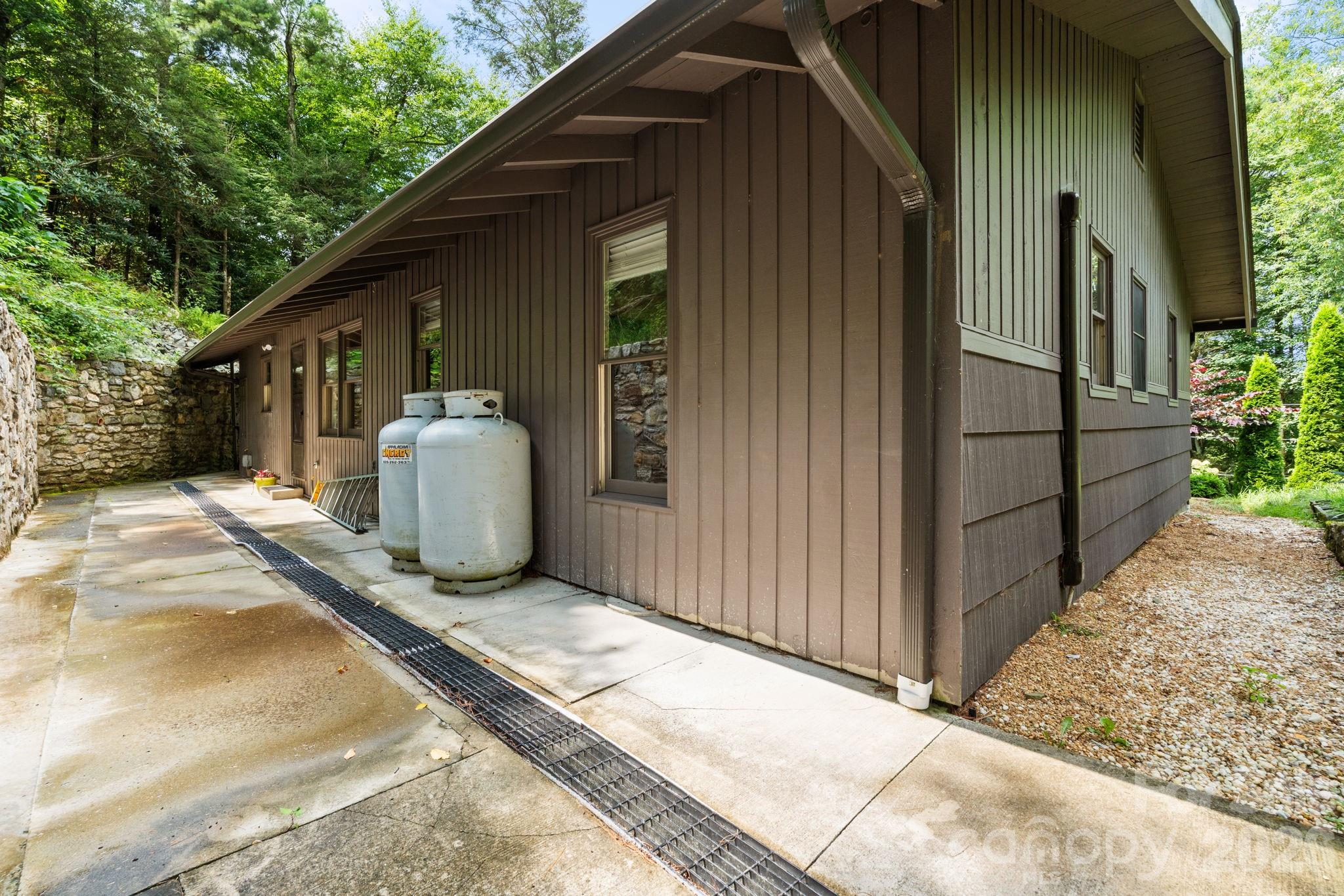 168 Mountain View Drive Property Photo 34