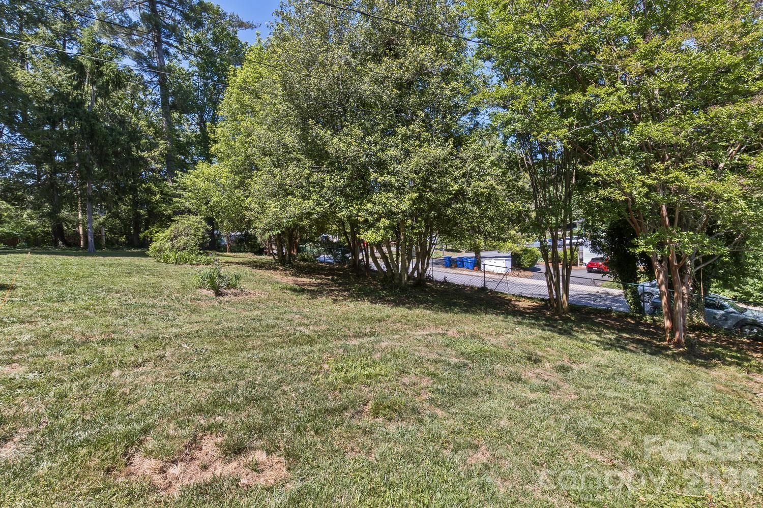 999999 Mount Clare Avenue Property Photo 2