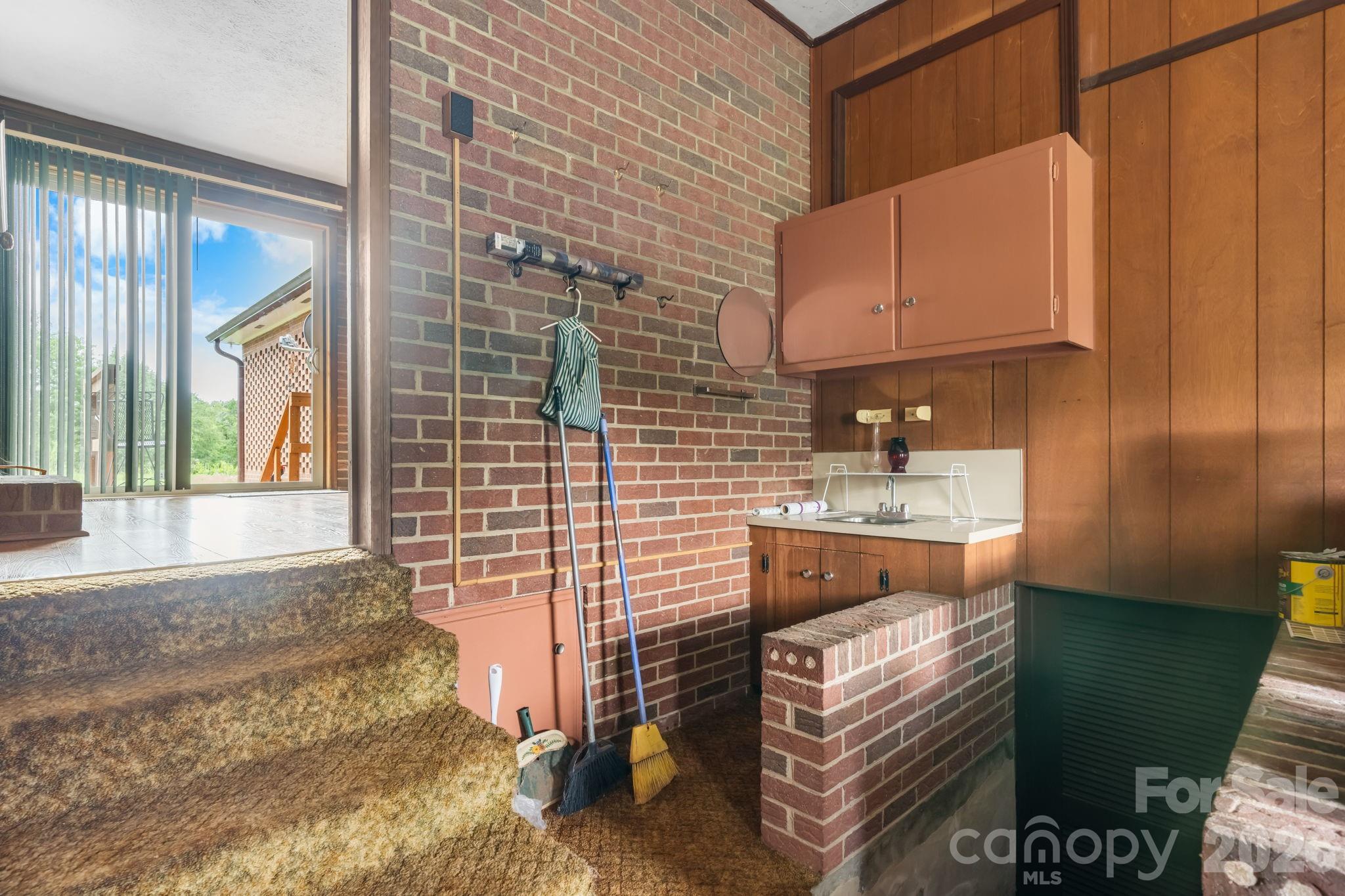 316 Drexel Road Property Photo 12
