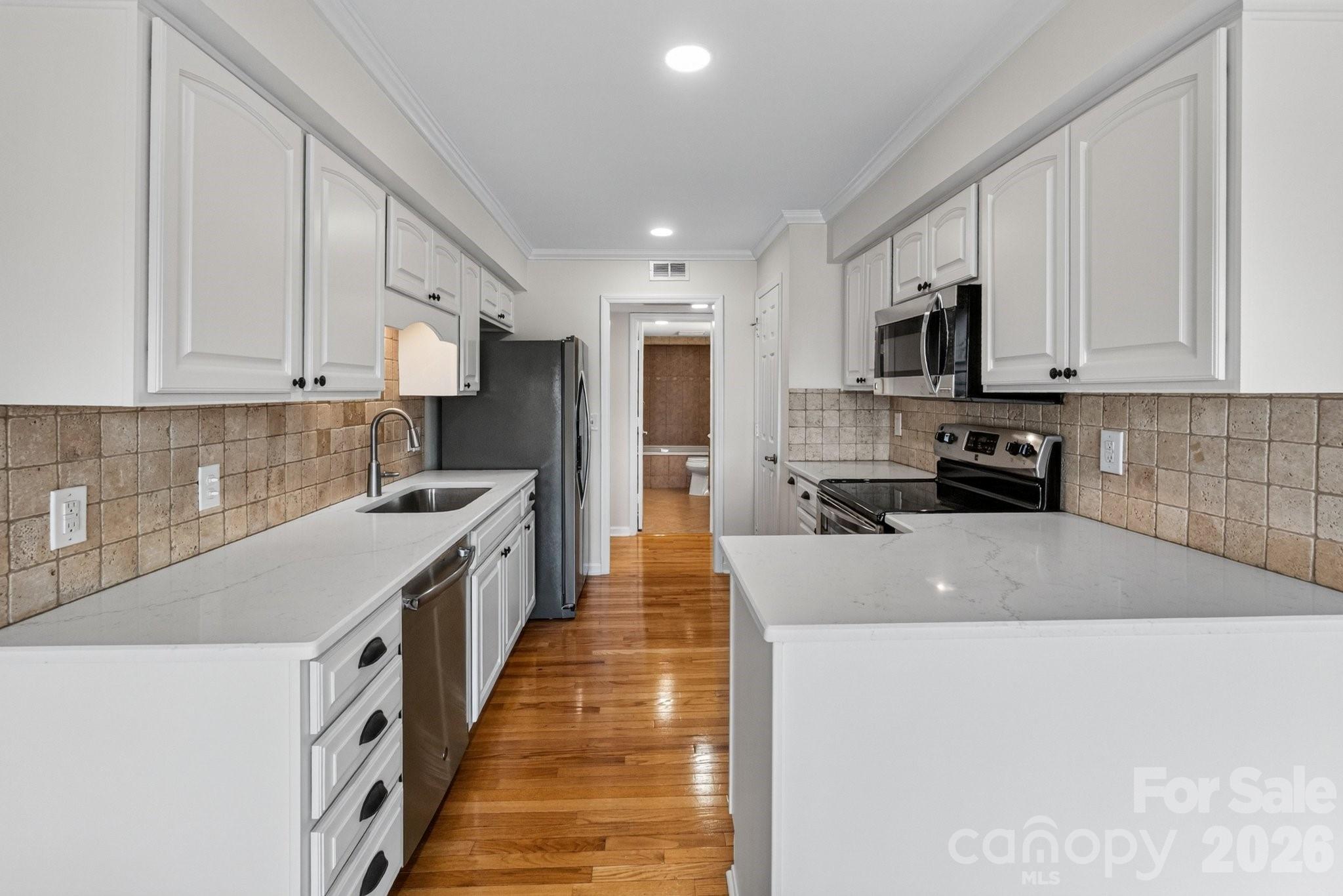 20407 Harborgate Court 404 Property Photo 13