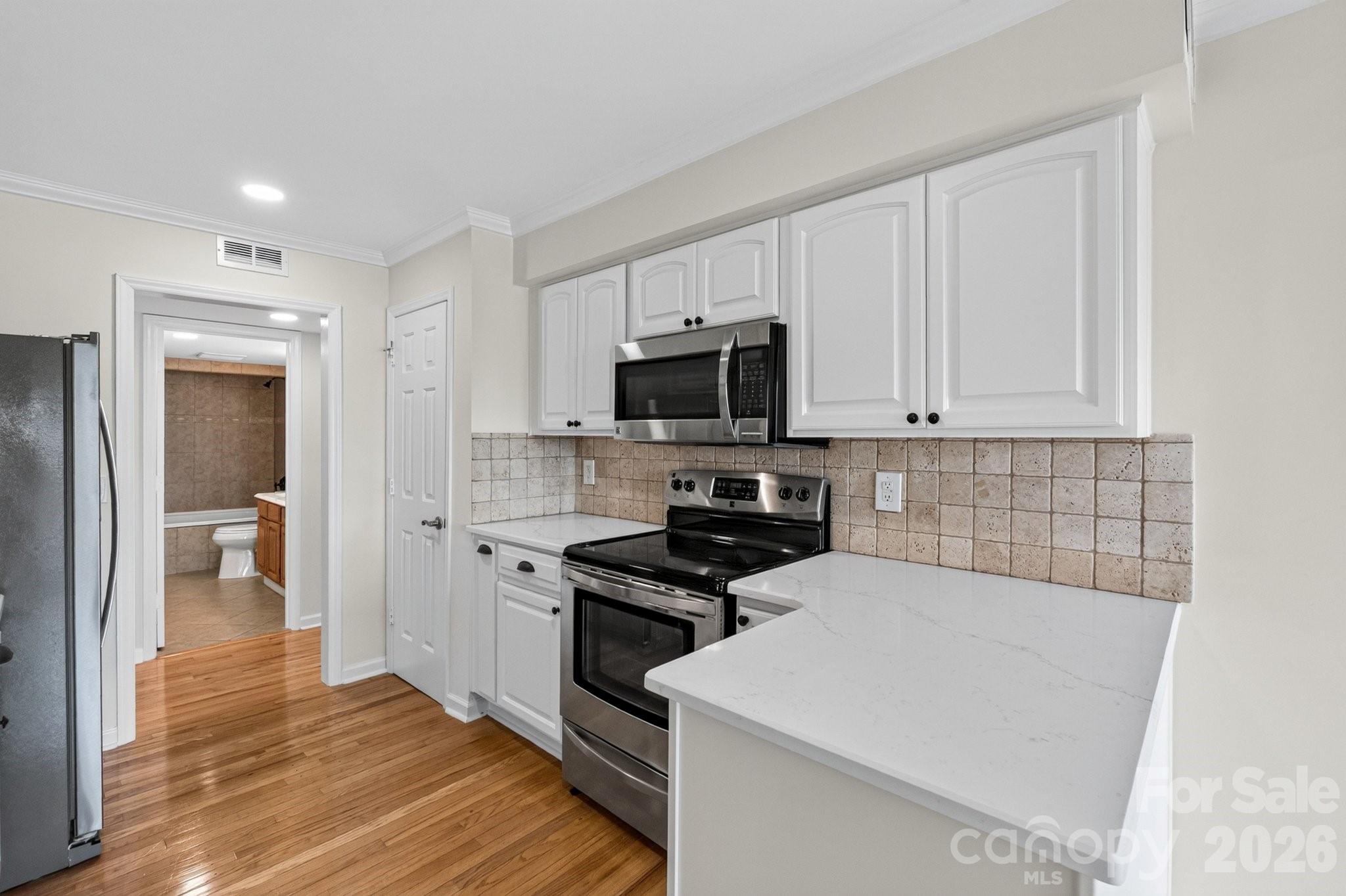 20407 Harborgate Court 404 Property Photo 14
