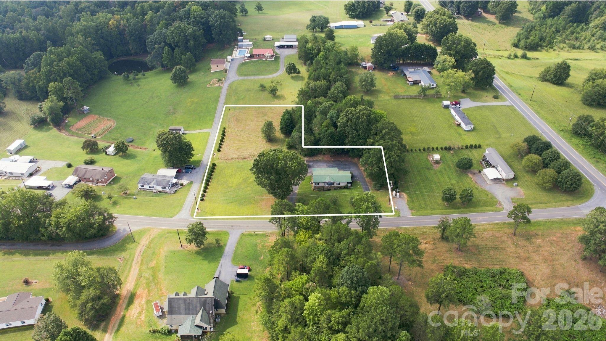8099 River Bend Drive Property Photo 2