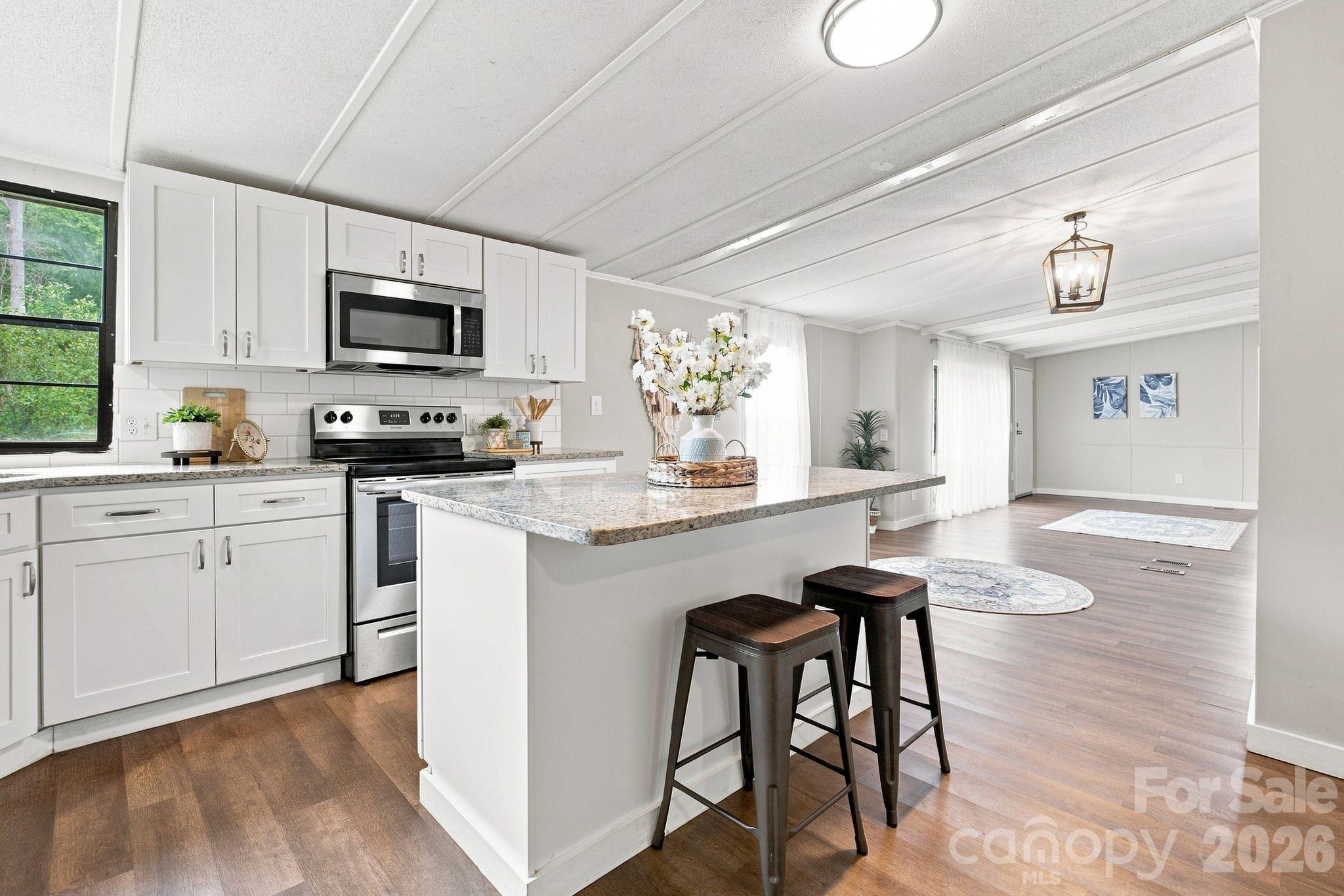 8099 River Bend Drive Property Photo 10
