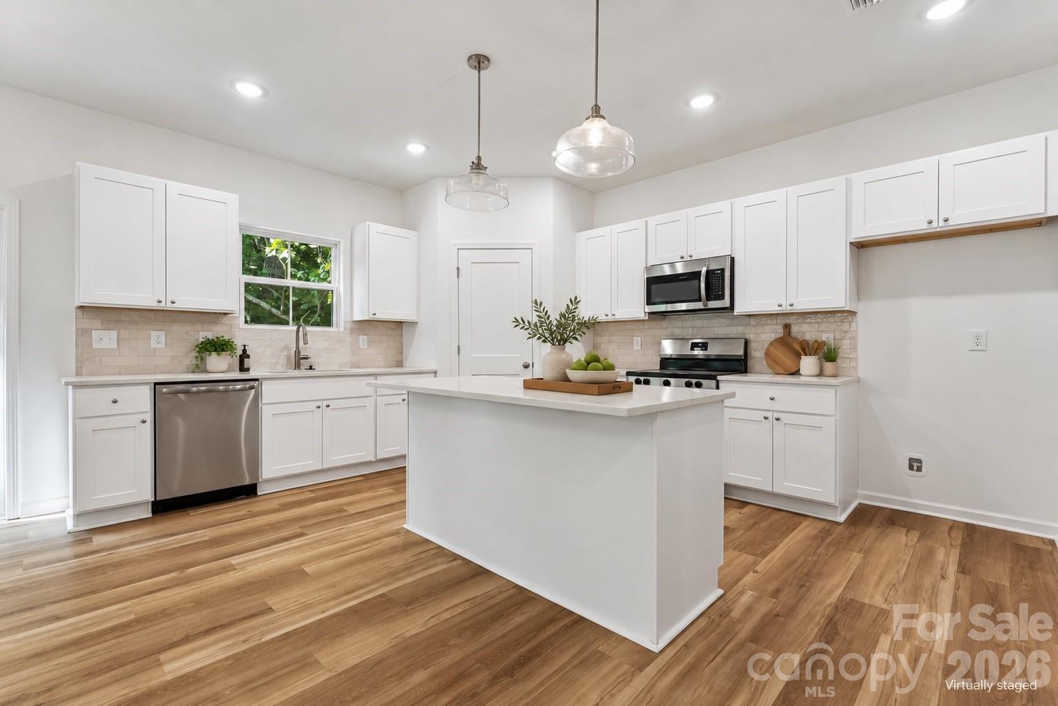 8216 Willhill Road Property Photo 4