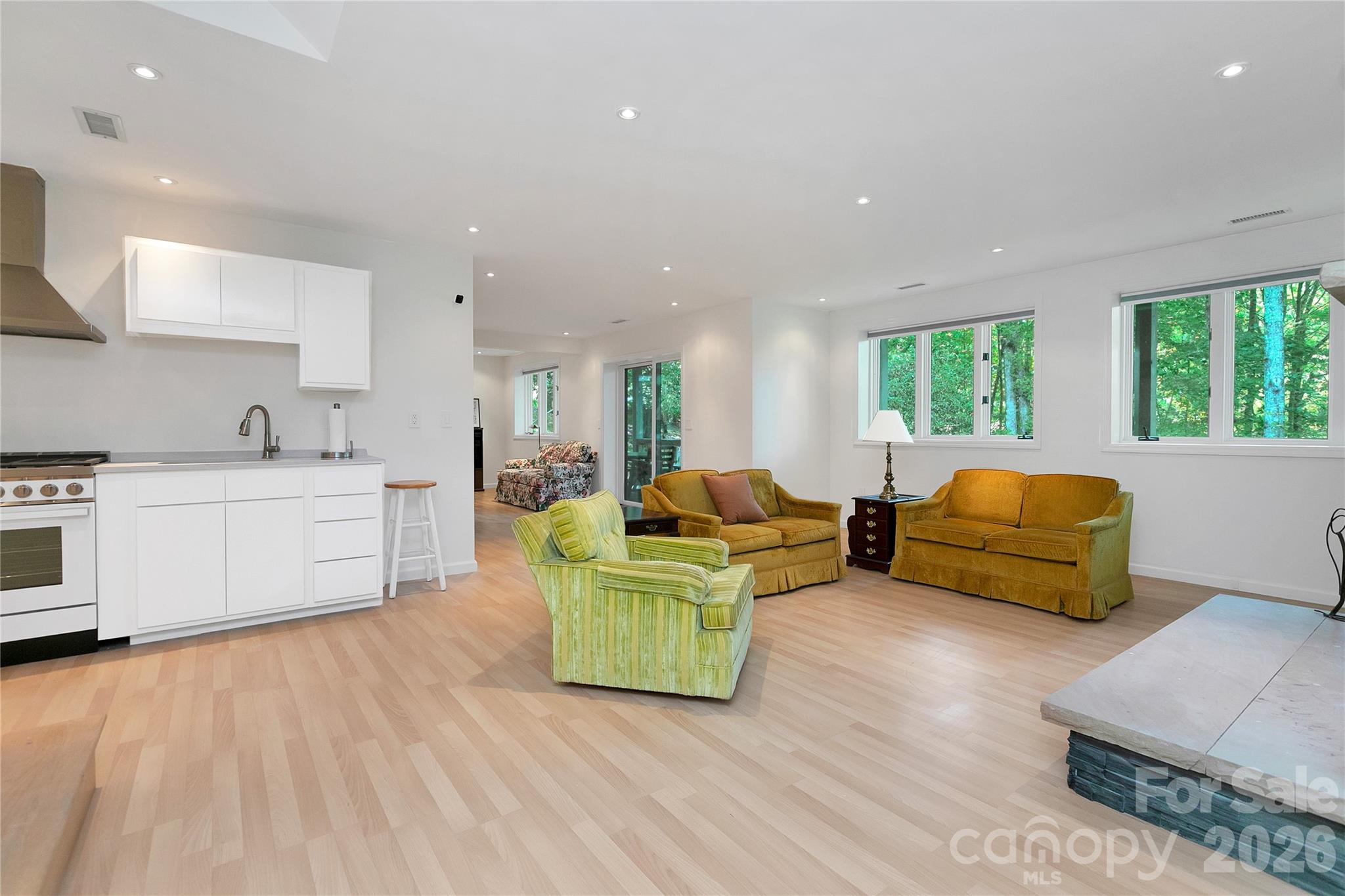 4 Nvya Court Property Photo 35