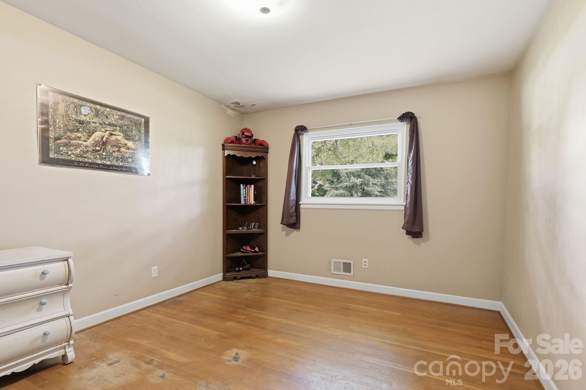 2613 26th Avenue Property Photo 8