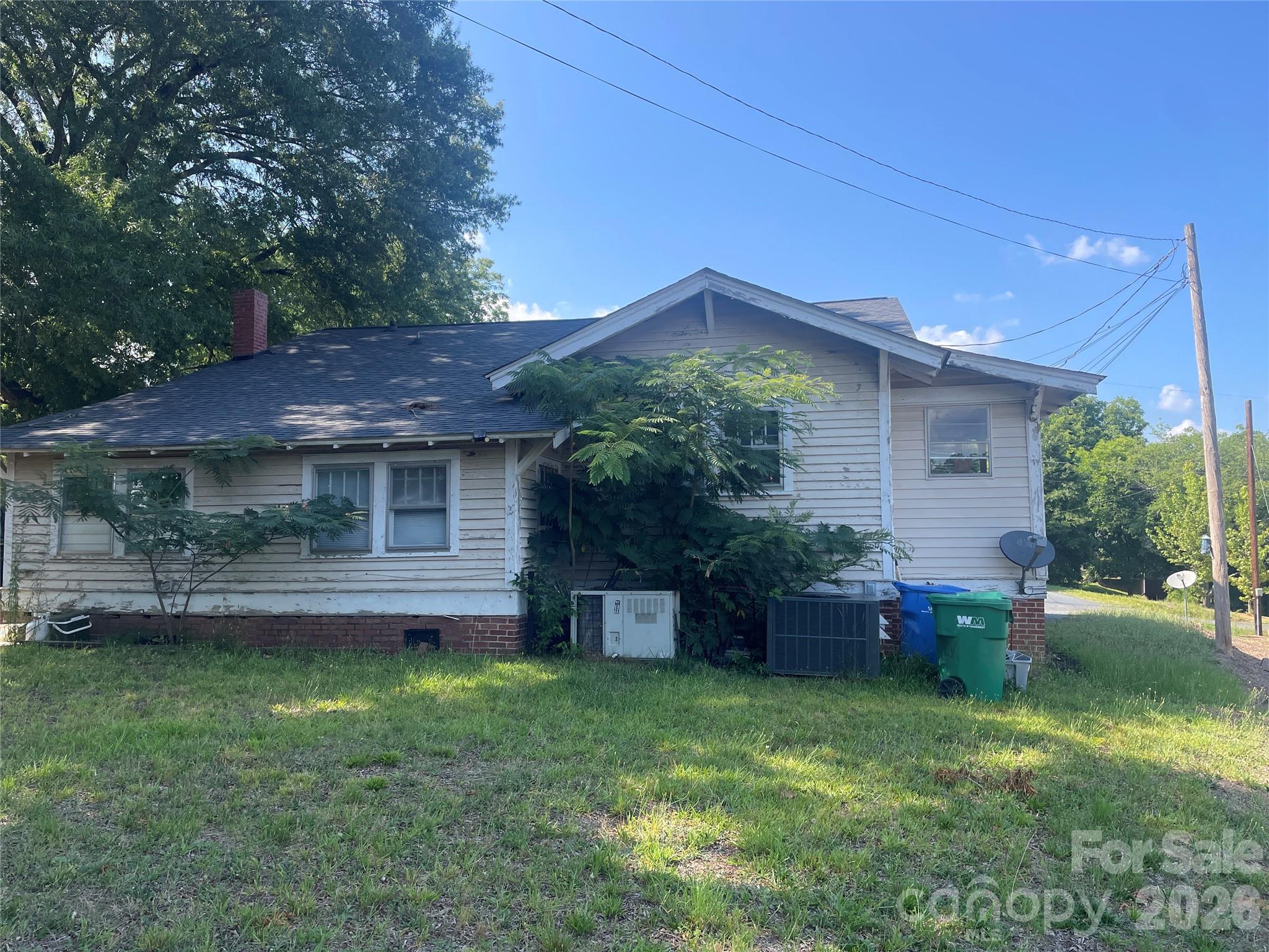 1235 Freeman Avenue Property Photo 7