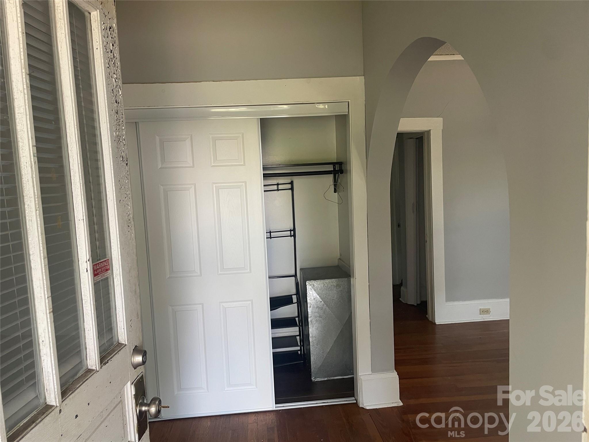 1235 Freeman Avenue Property Photo 9