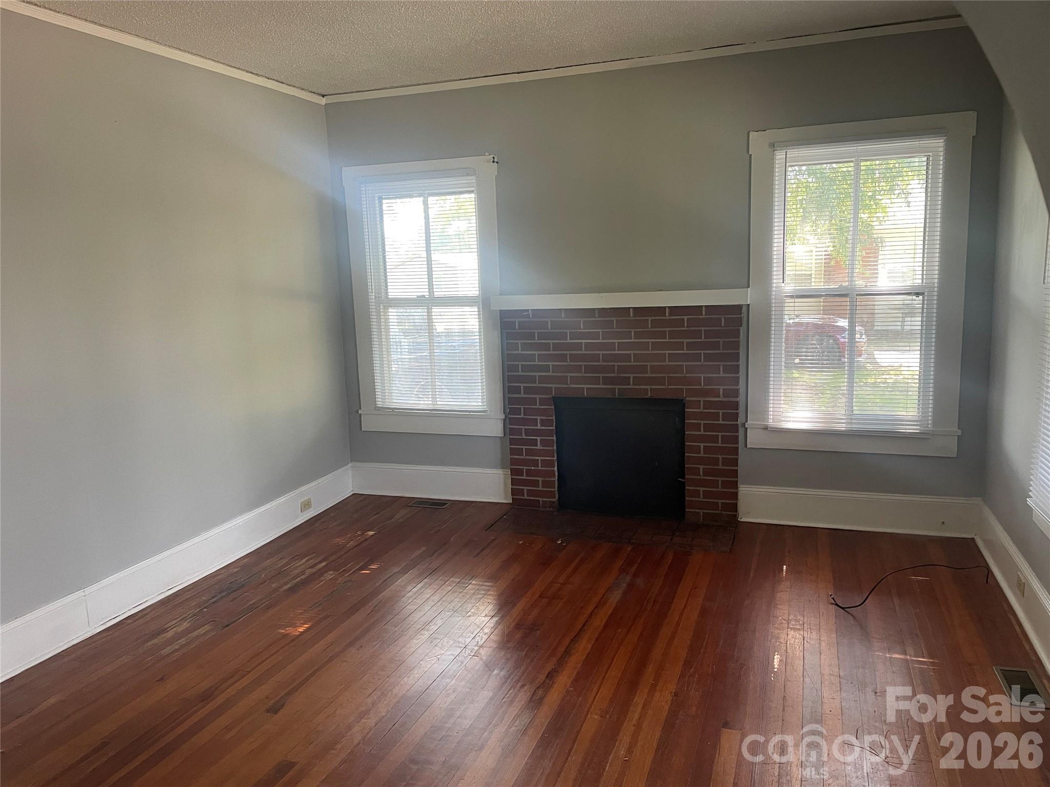 1235 Freeman Avenue Property Photo 10