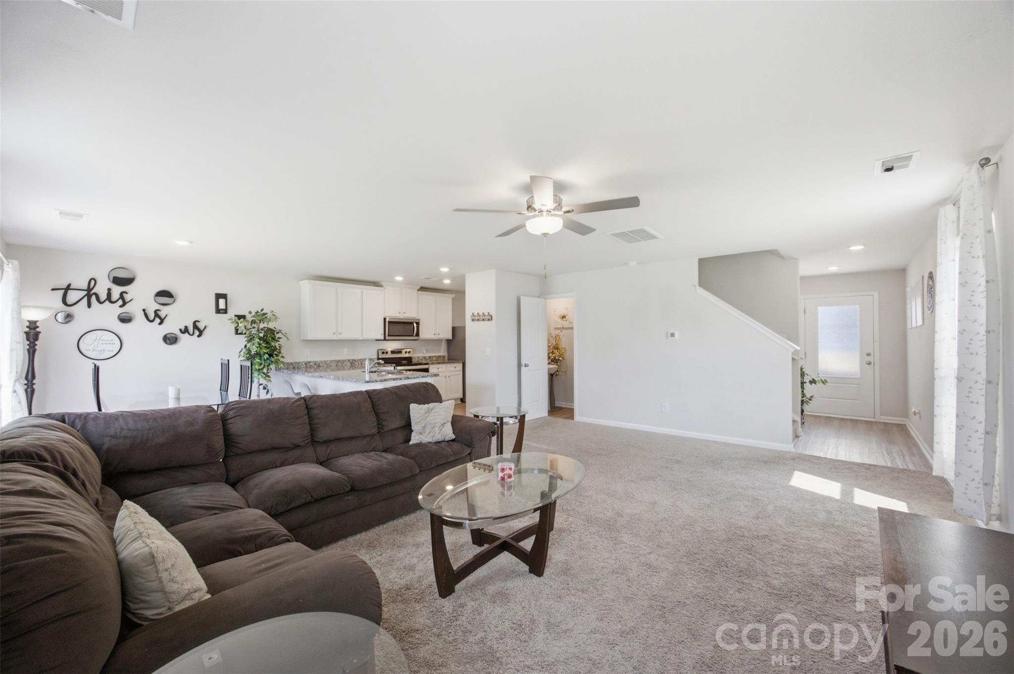 305 Aniston Lane Property Photo 6
