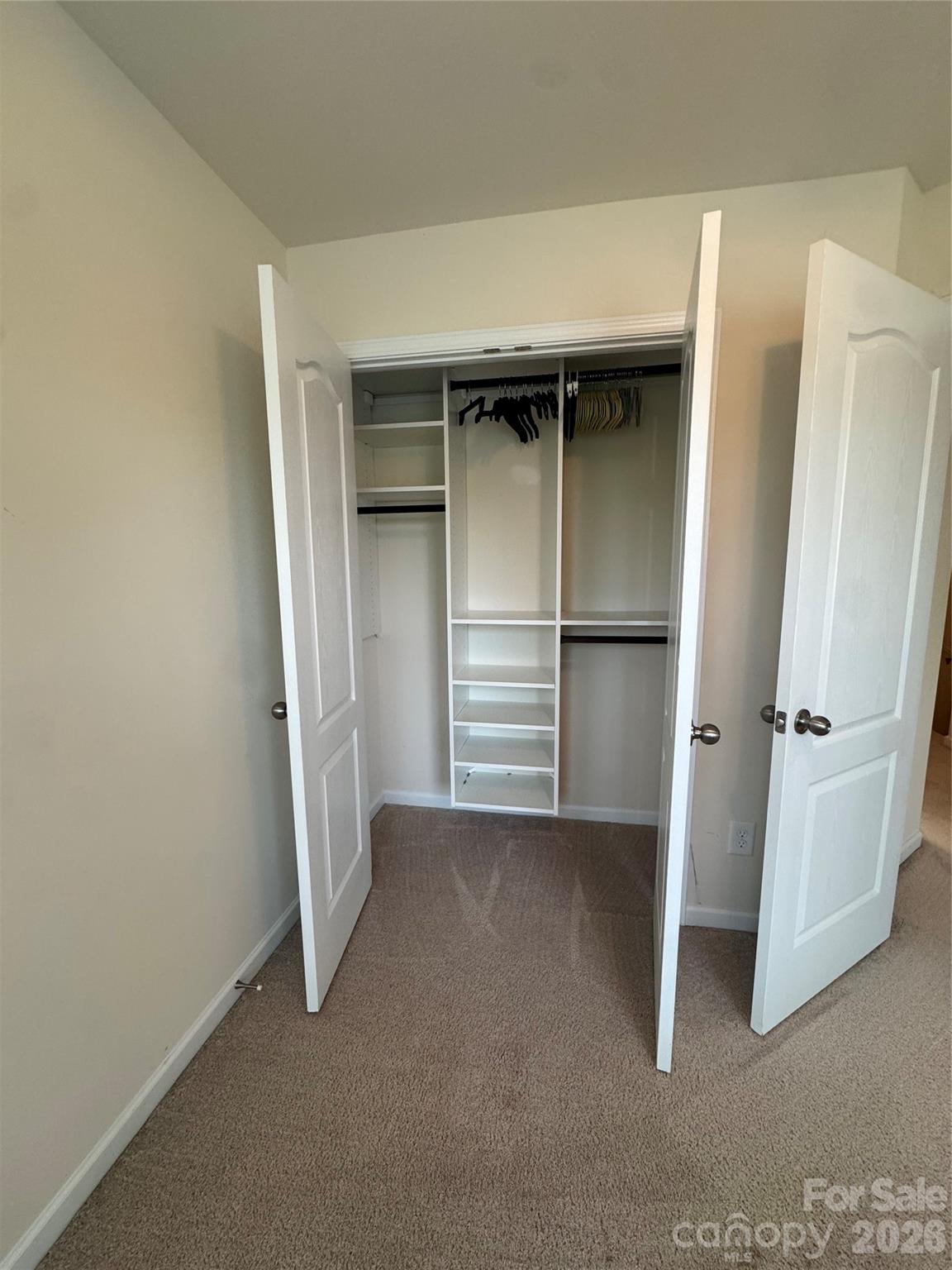 19010 Lake Breeze Drive Property Photo 20