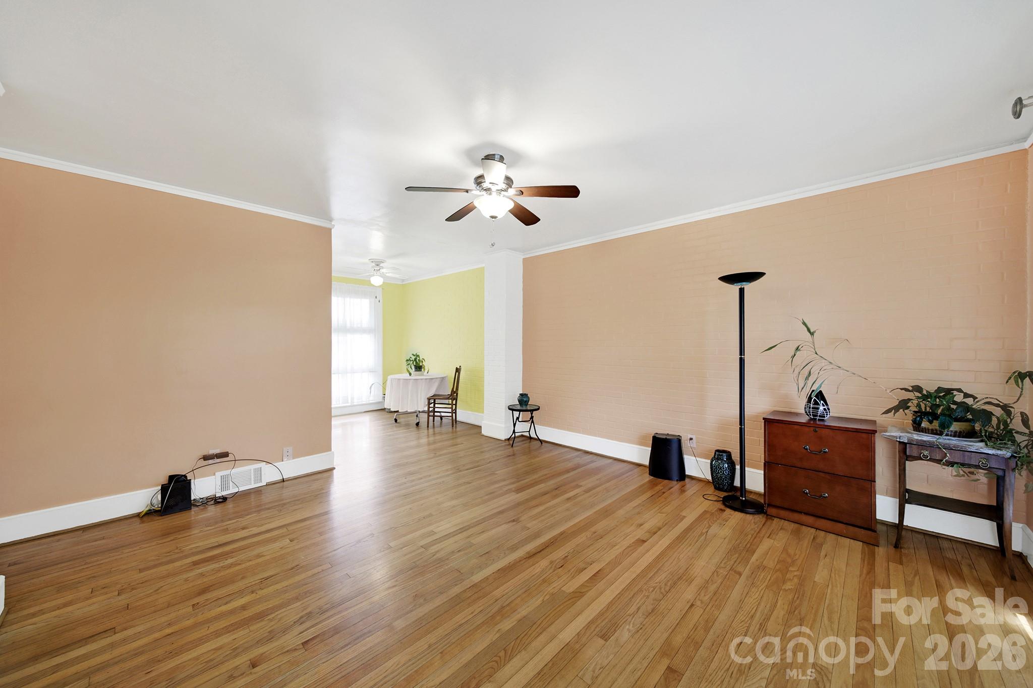 4511 Woodlark Lane Property Photo 5