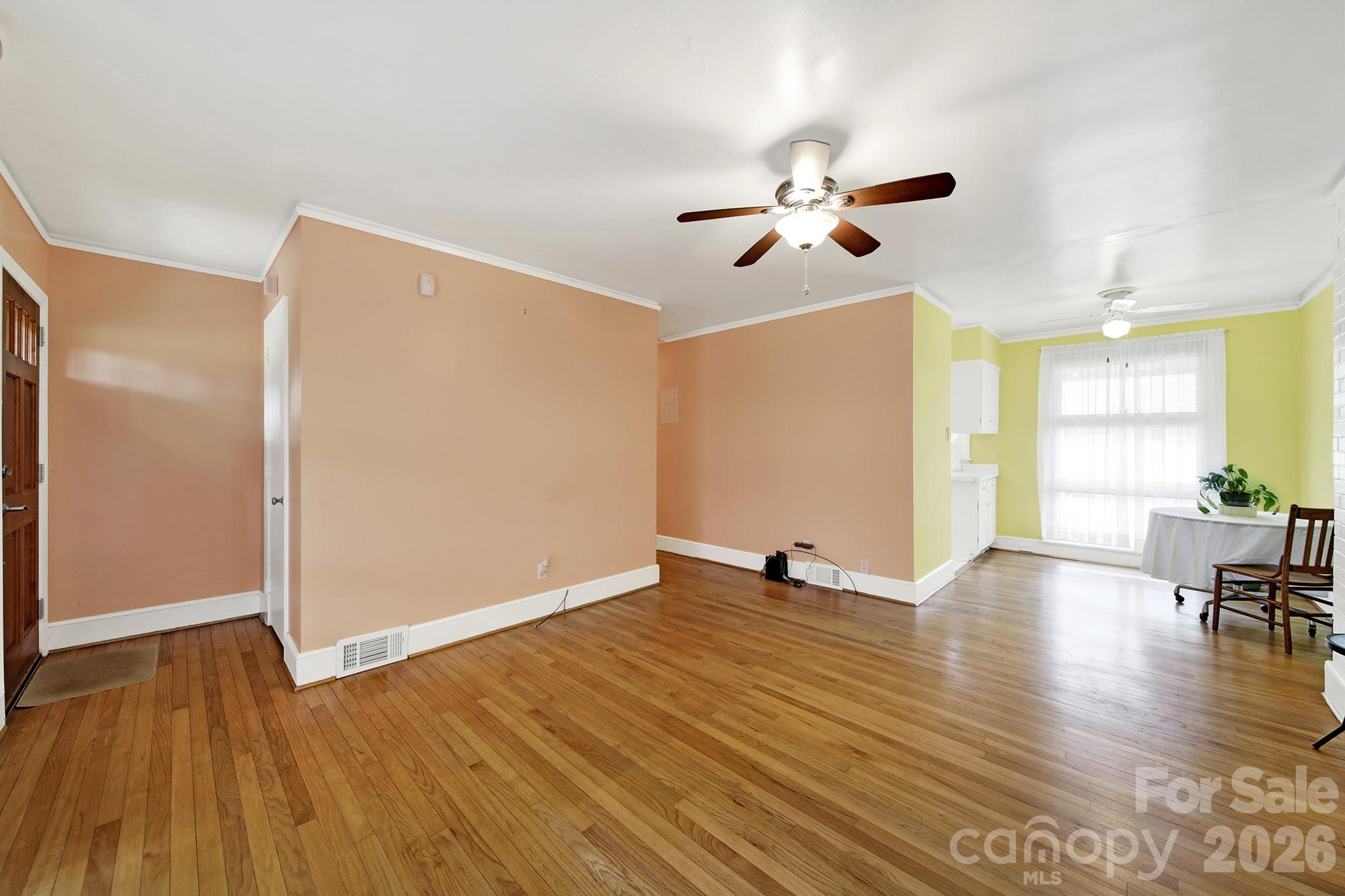 4511 Woodlark Lane Property Photo 6