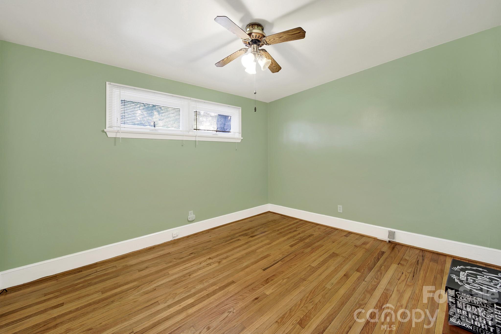 4511 Woodlark Lane Property Photo 16