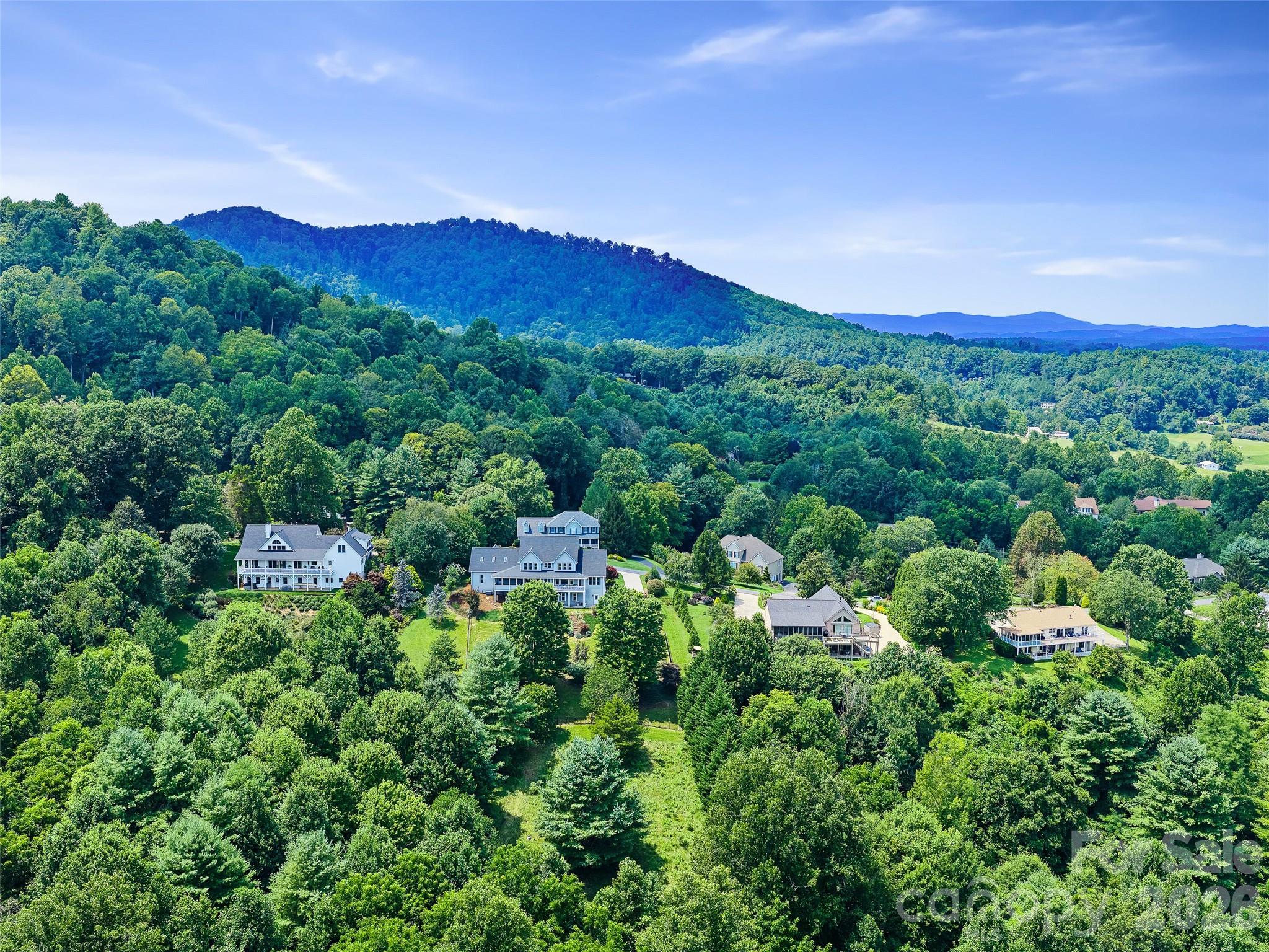 119 Horseshoe Trail Property Photo 42