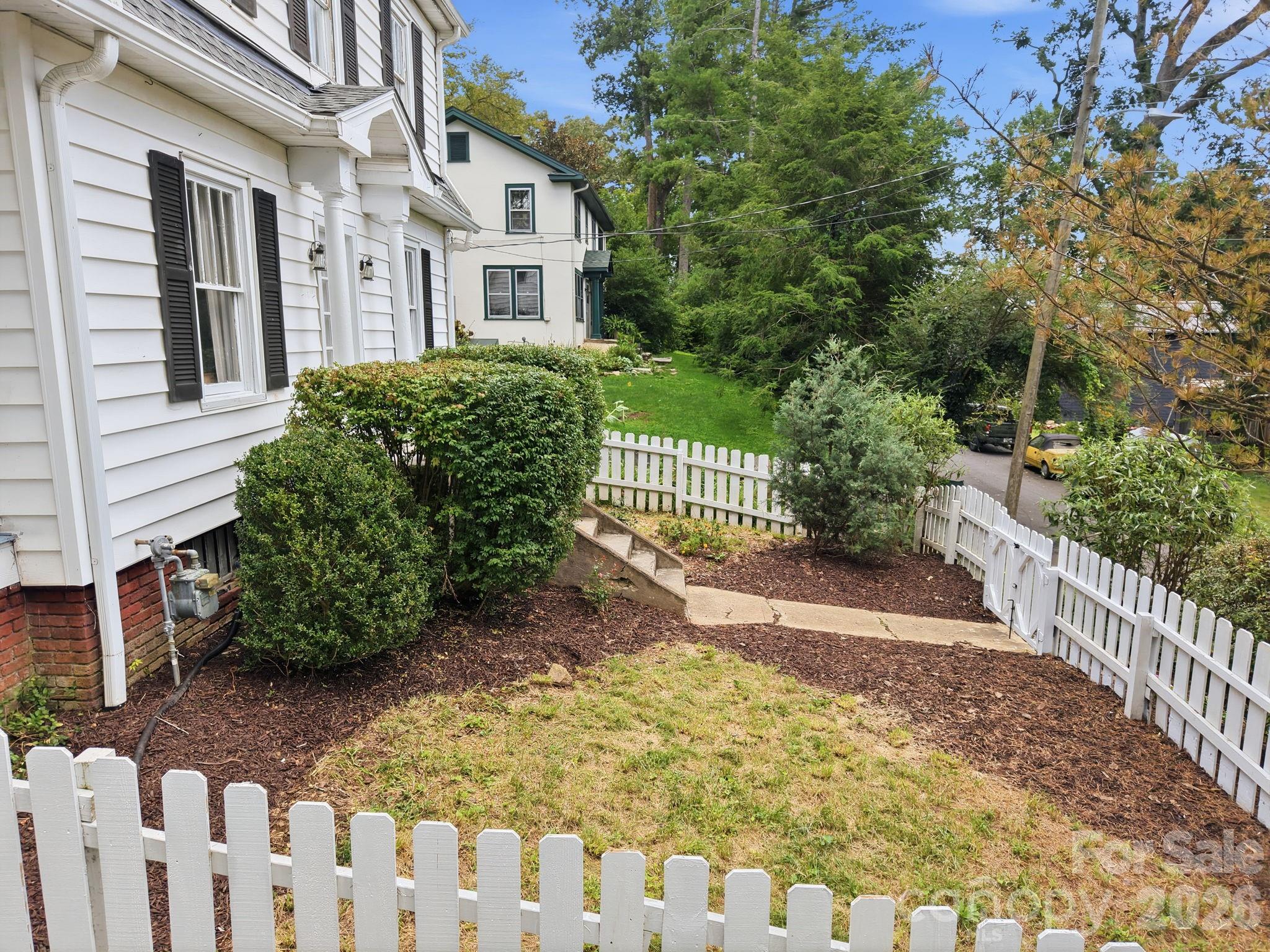 45 Woodvale Avenue Property Photo 5
