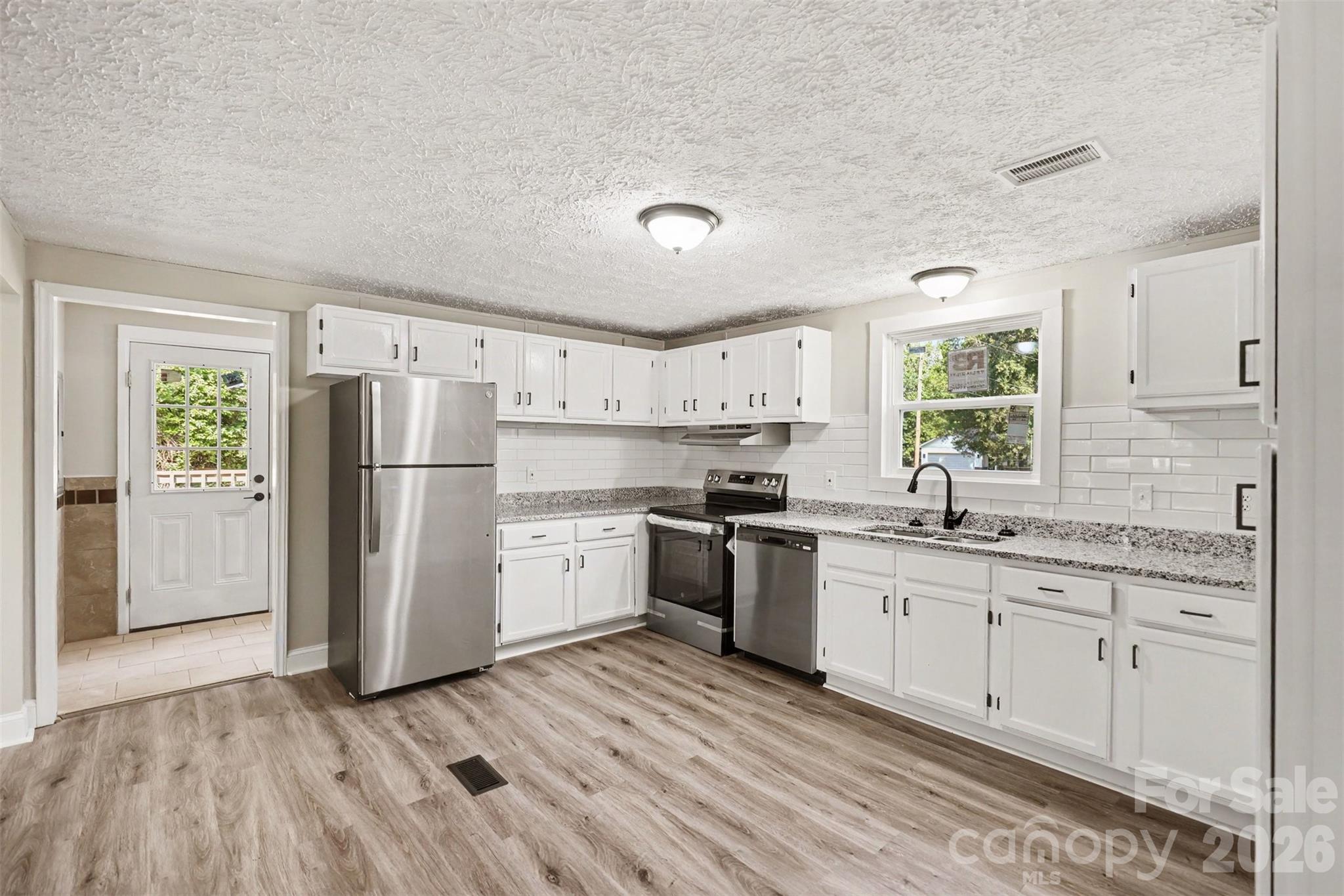 5174 Grand Canyon Road Property Photo 9
