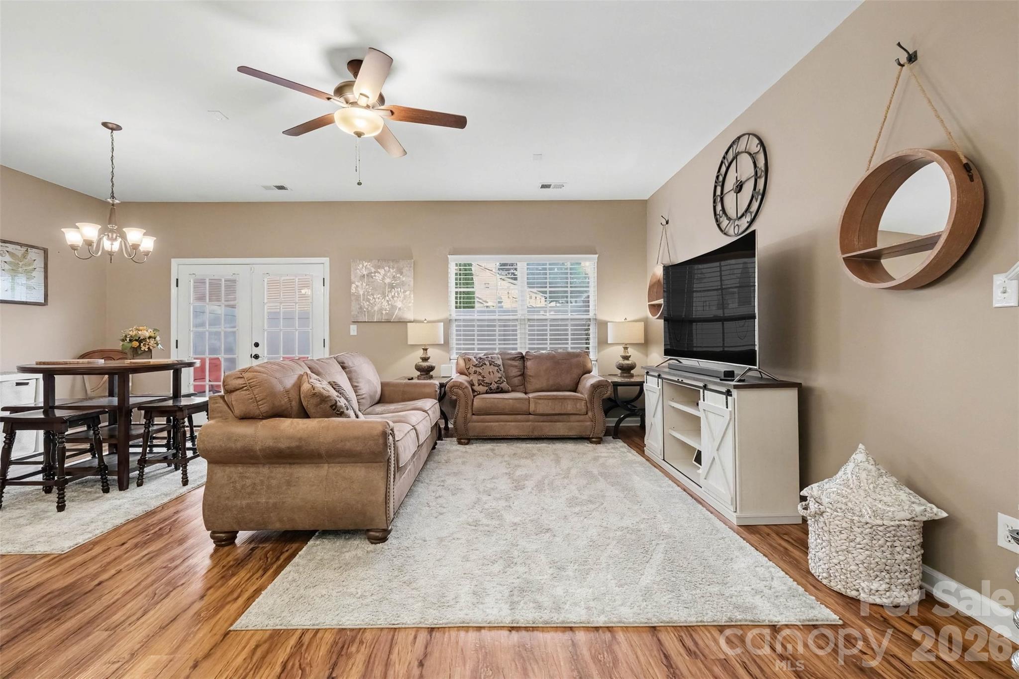 12058 Stratfield Place Circle Property Photo 6