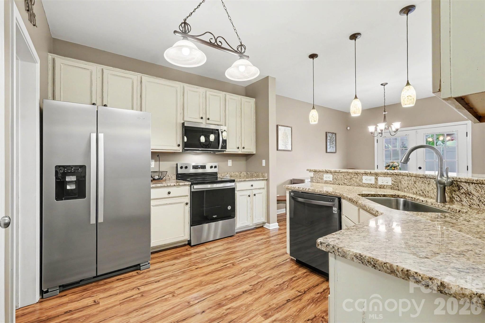 12058 Stratfield Place Circle Property Photo 16