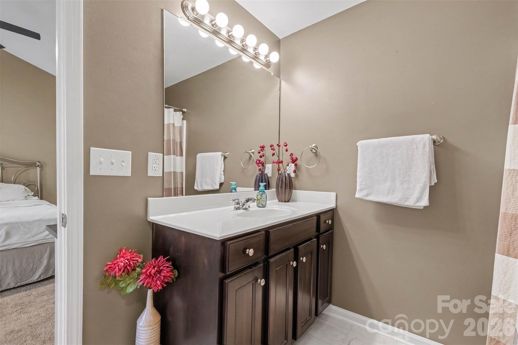 12058 Stratfield Place Circle Property Photo 27