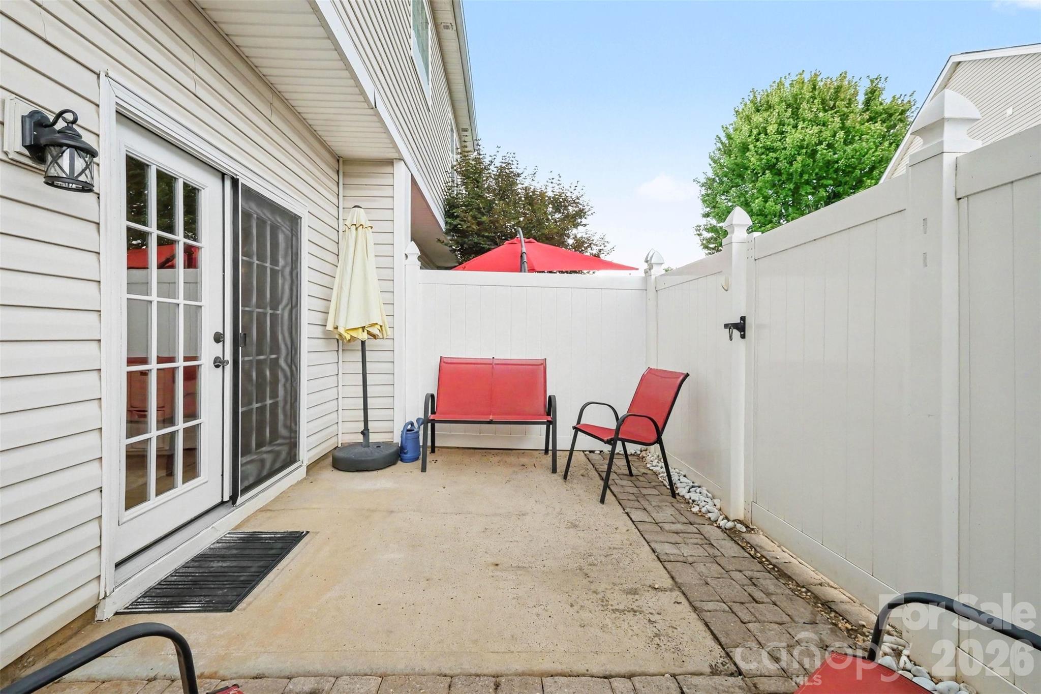 12058 Stratfield Place Circle Property Photo 33