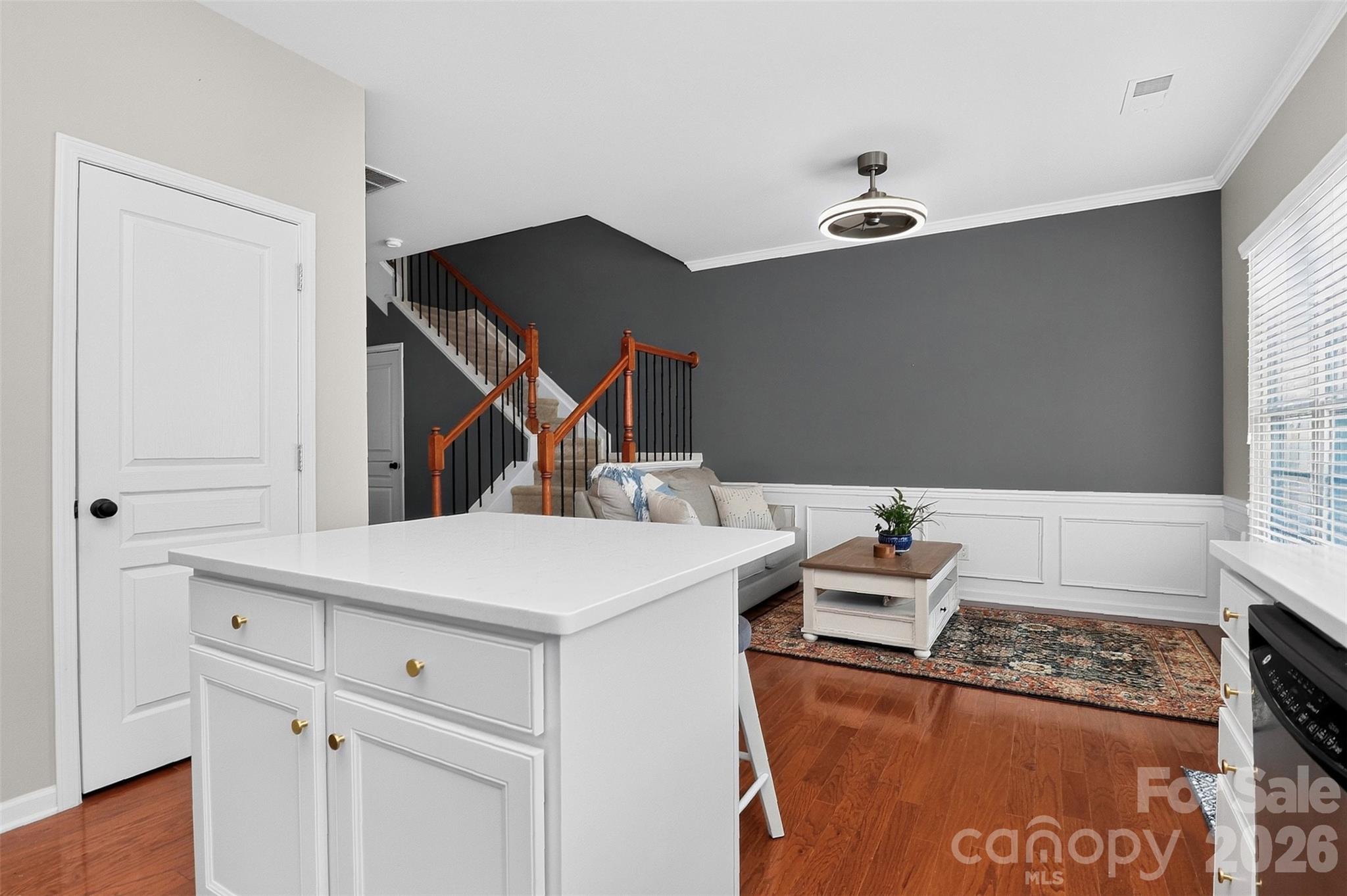 1060 Drayton Court Property Photo 15