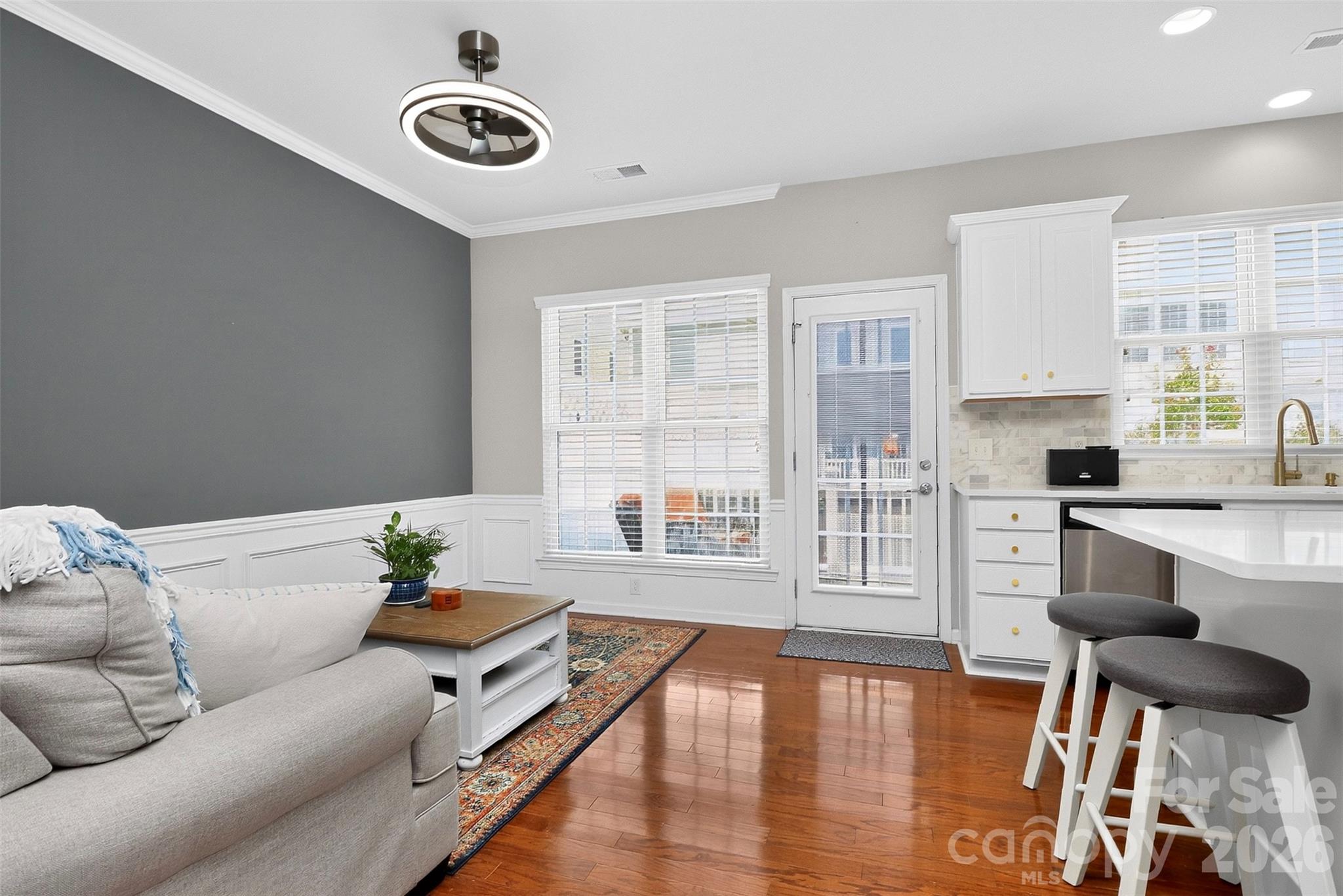 1060 Drayton Court Property Photo 18