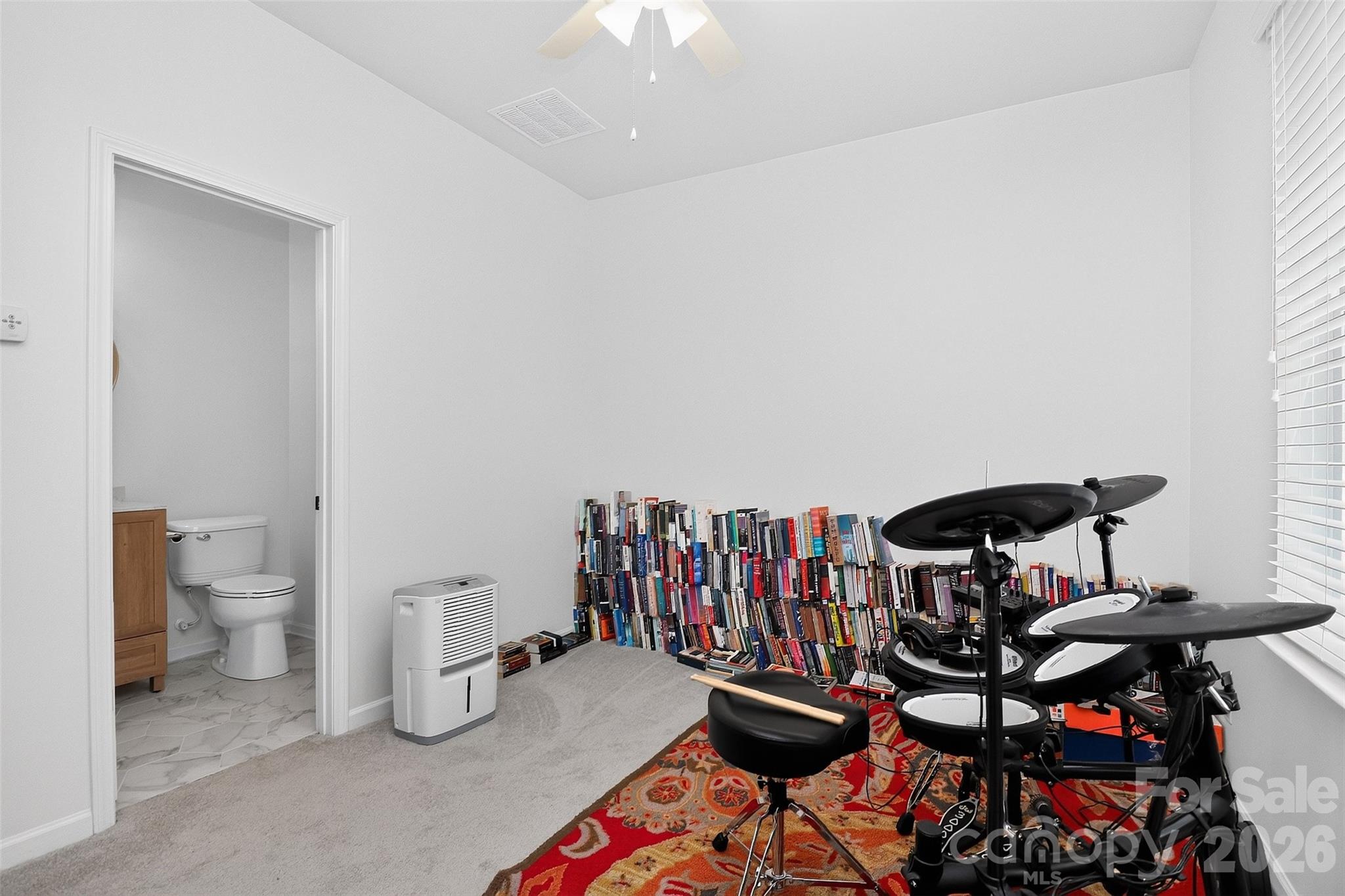 1060 Drayton Court Property Photo 37