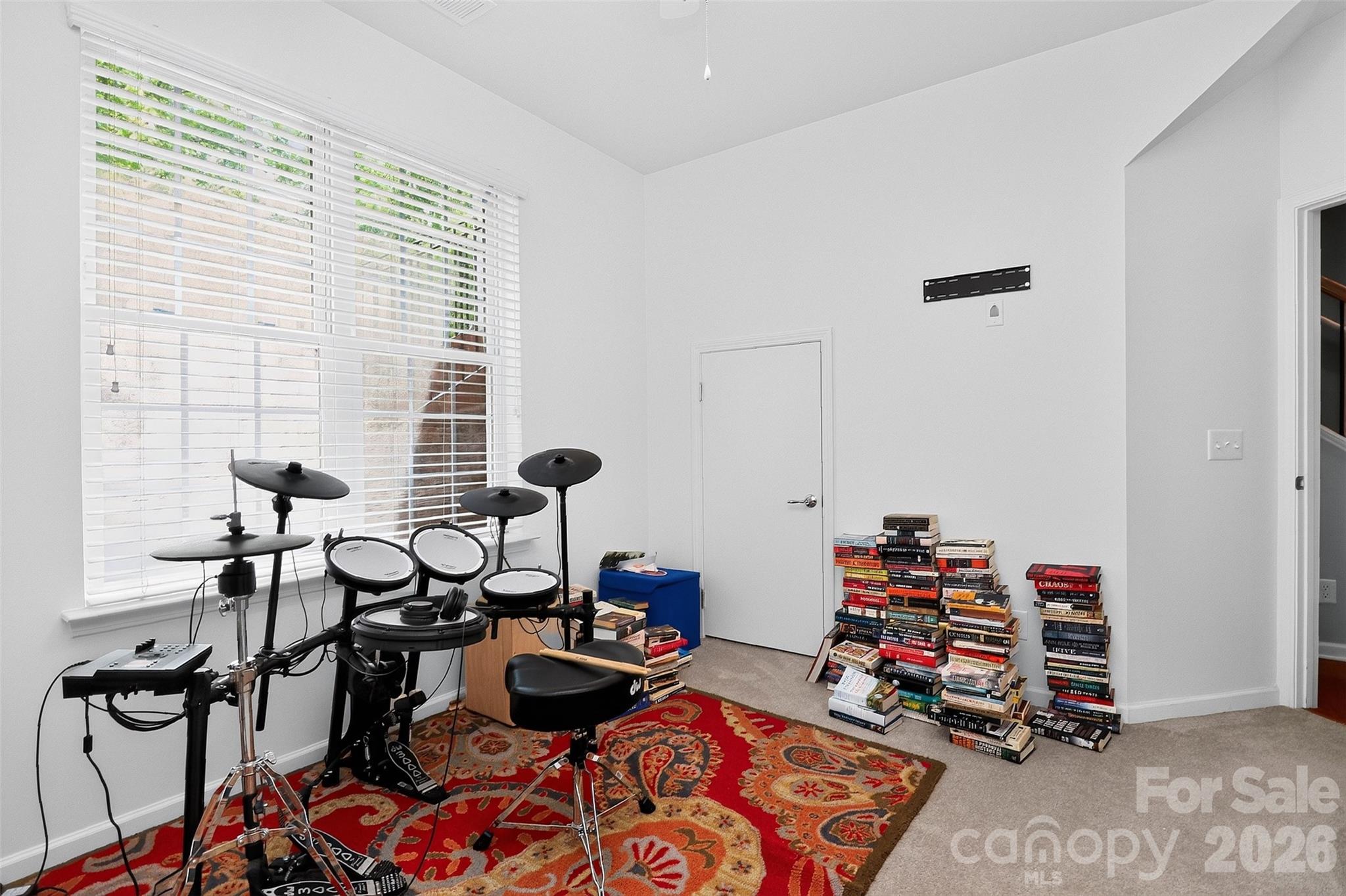 1060 Drayton Court Property Photo 38