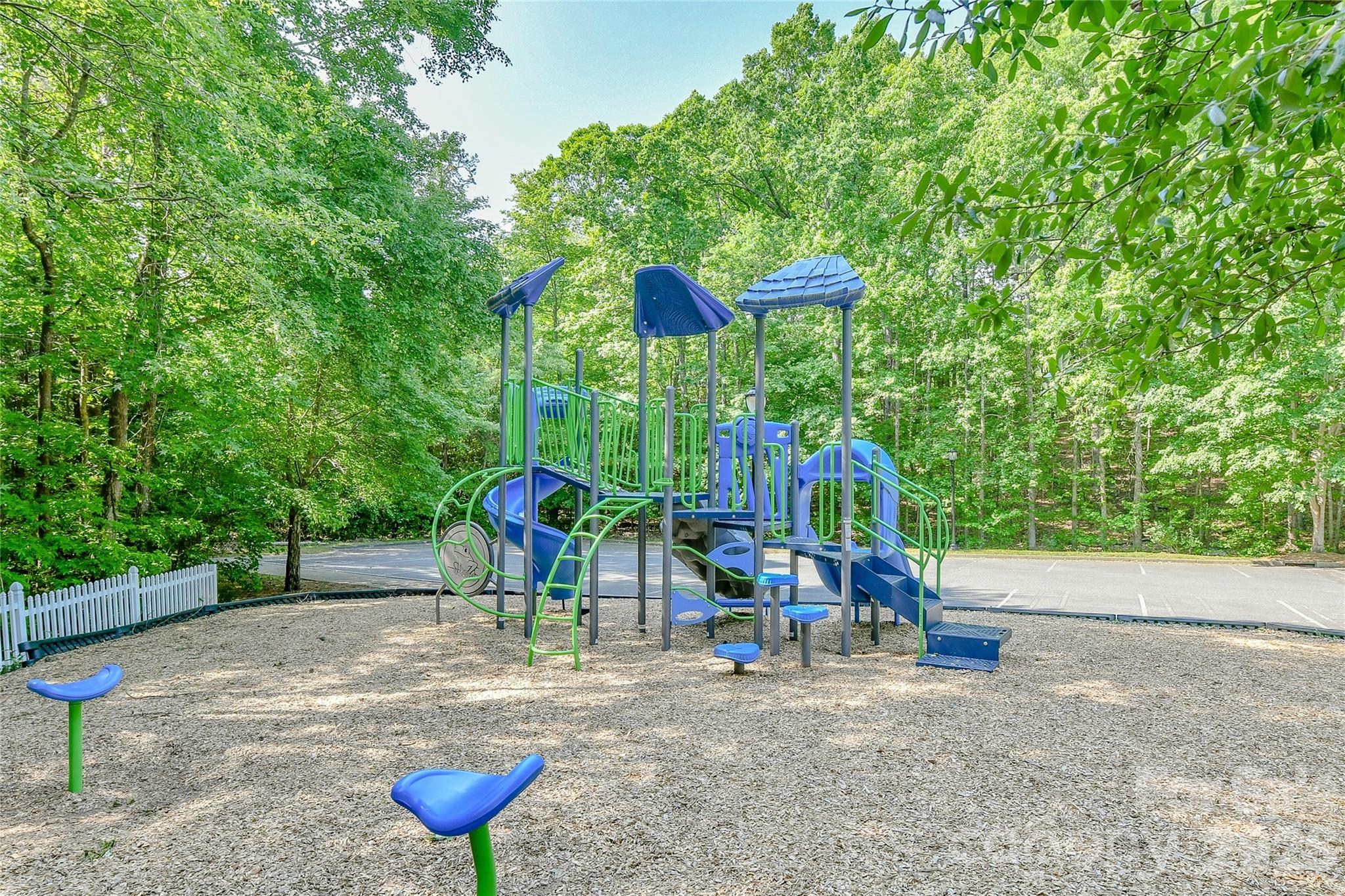 1060 Drayton Court Property Photo 42