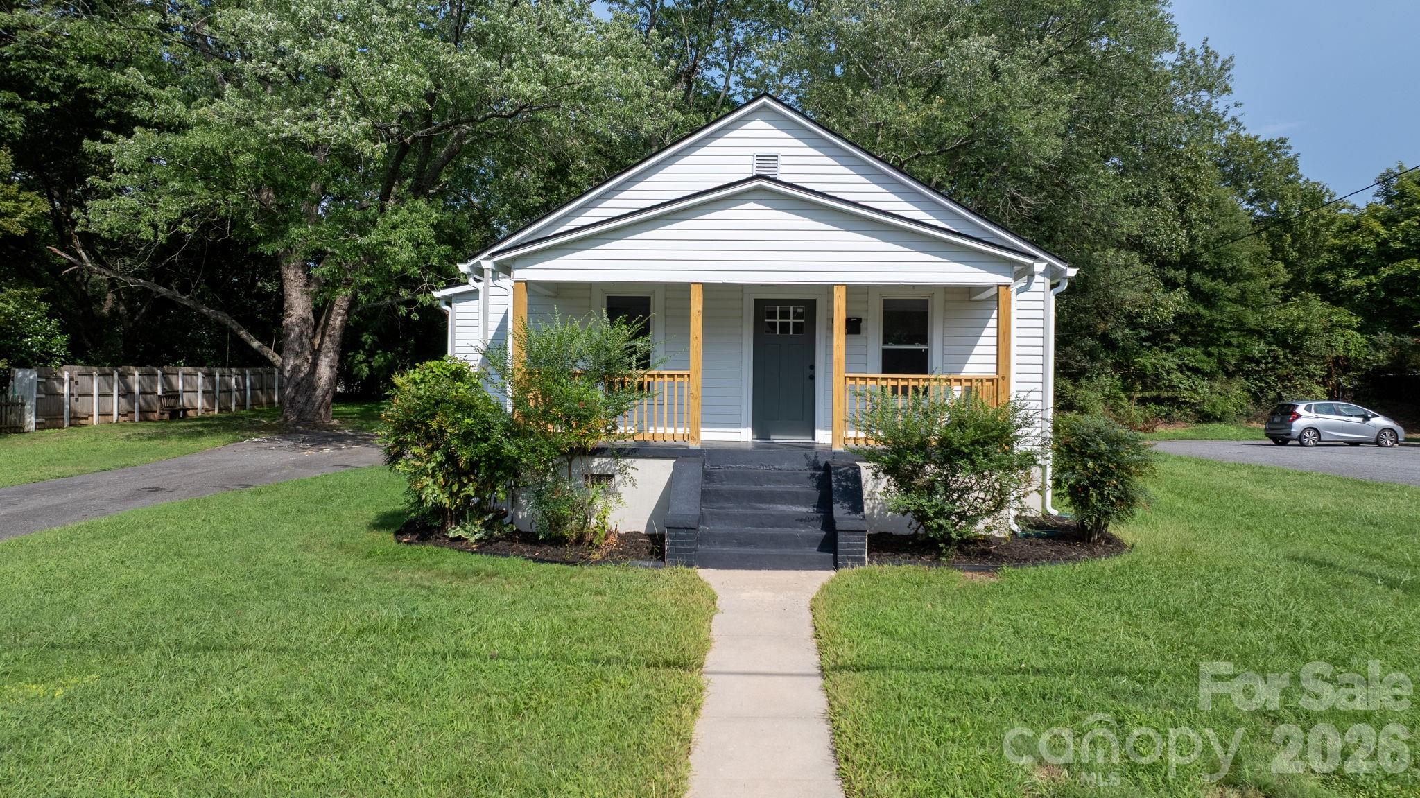 1320 14th Street Drive Property Photo 1