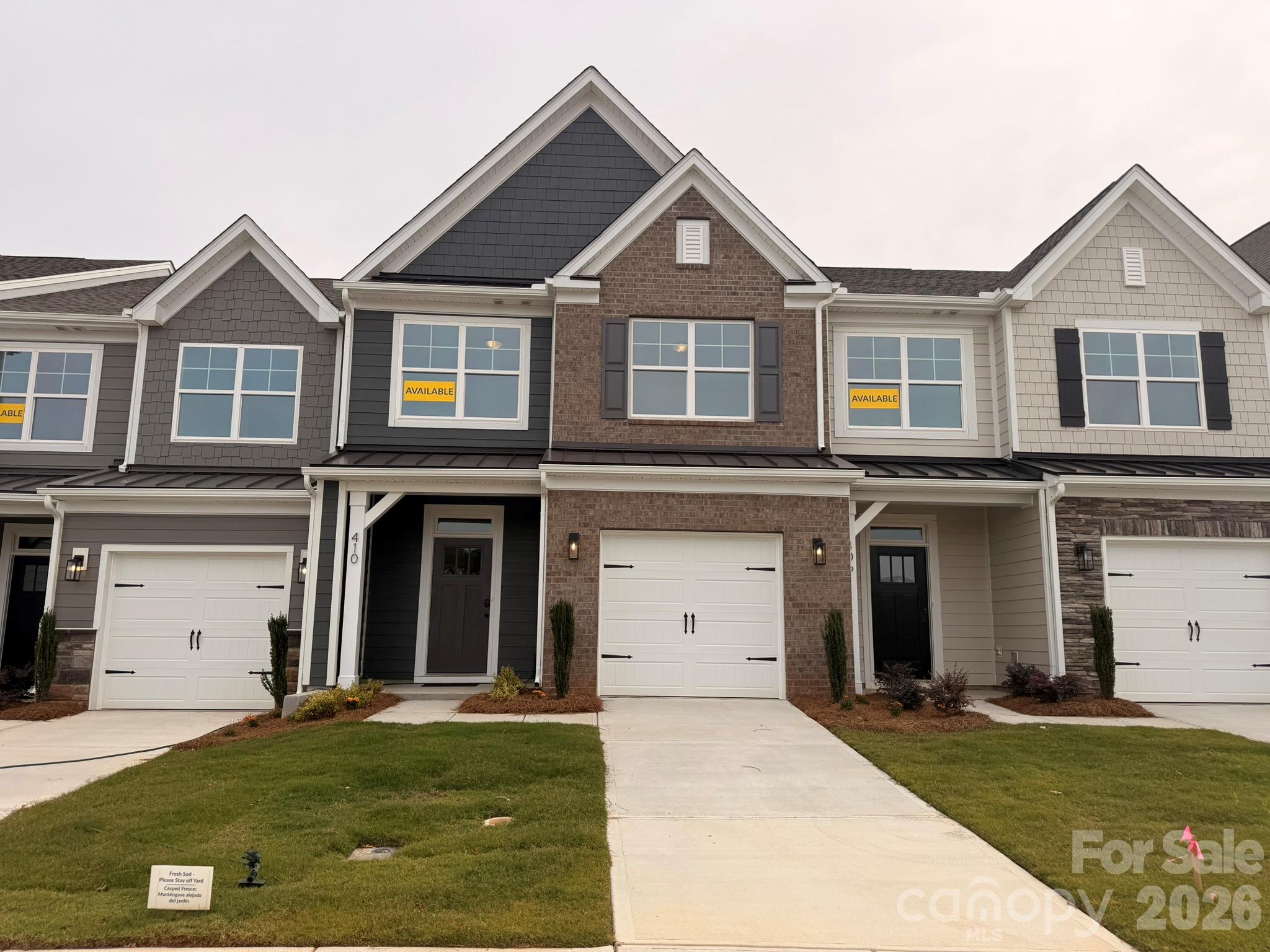410 Blythe Townhome Lane Property Photo 1