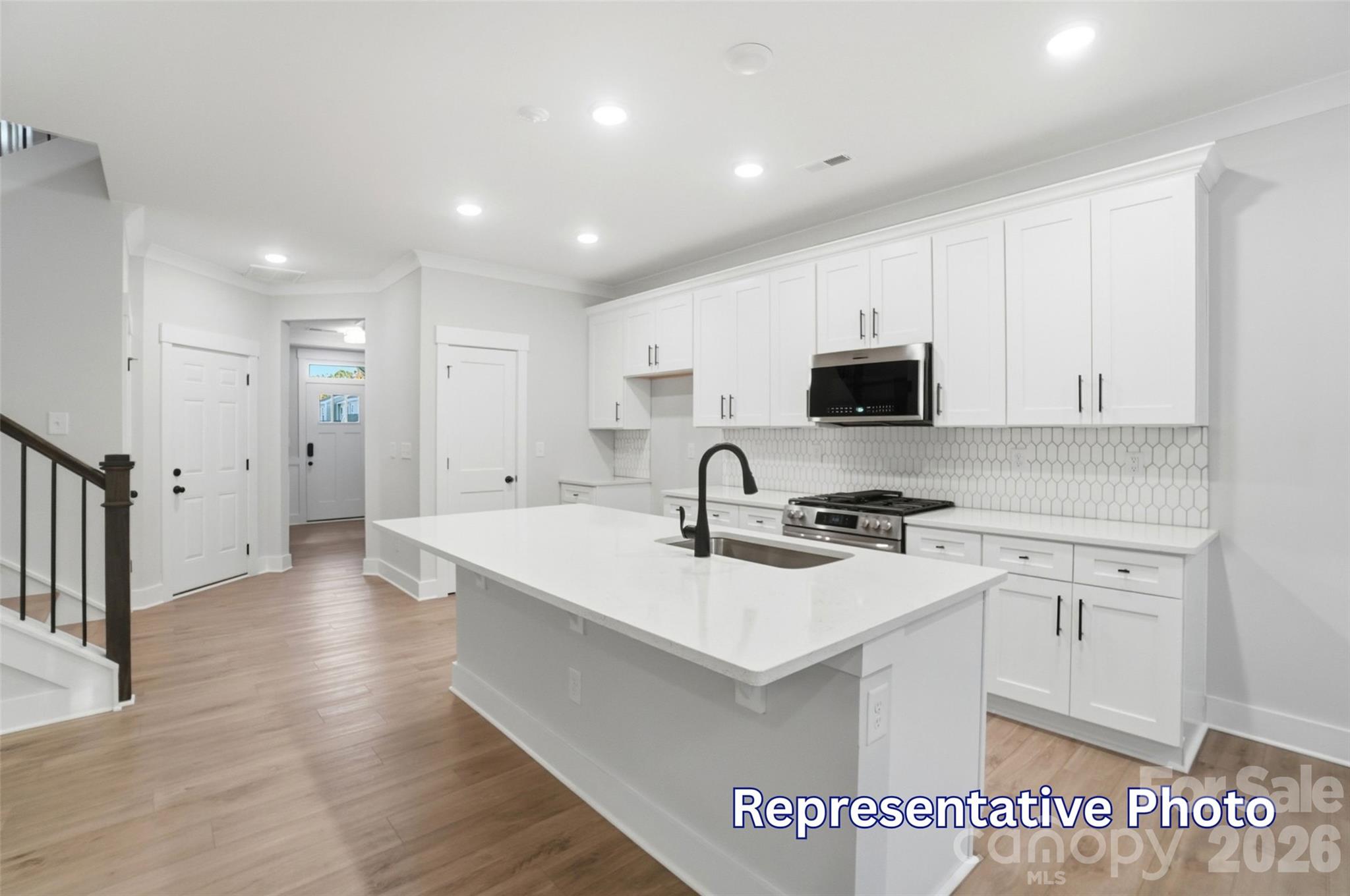 410 Blythe Townhome Lane Property Photo 6