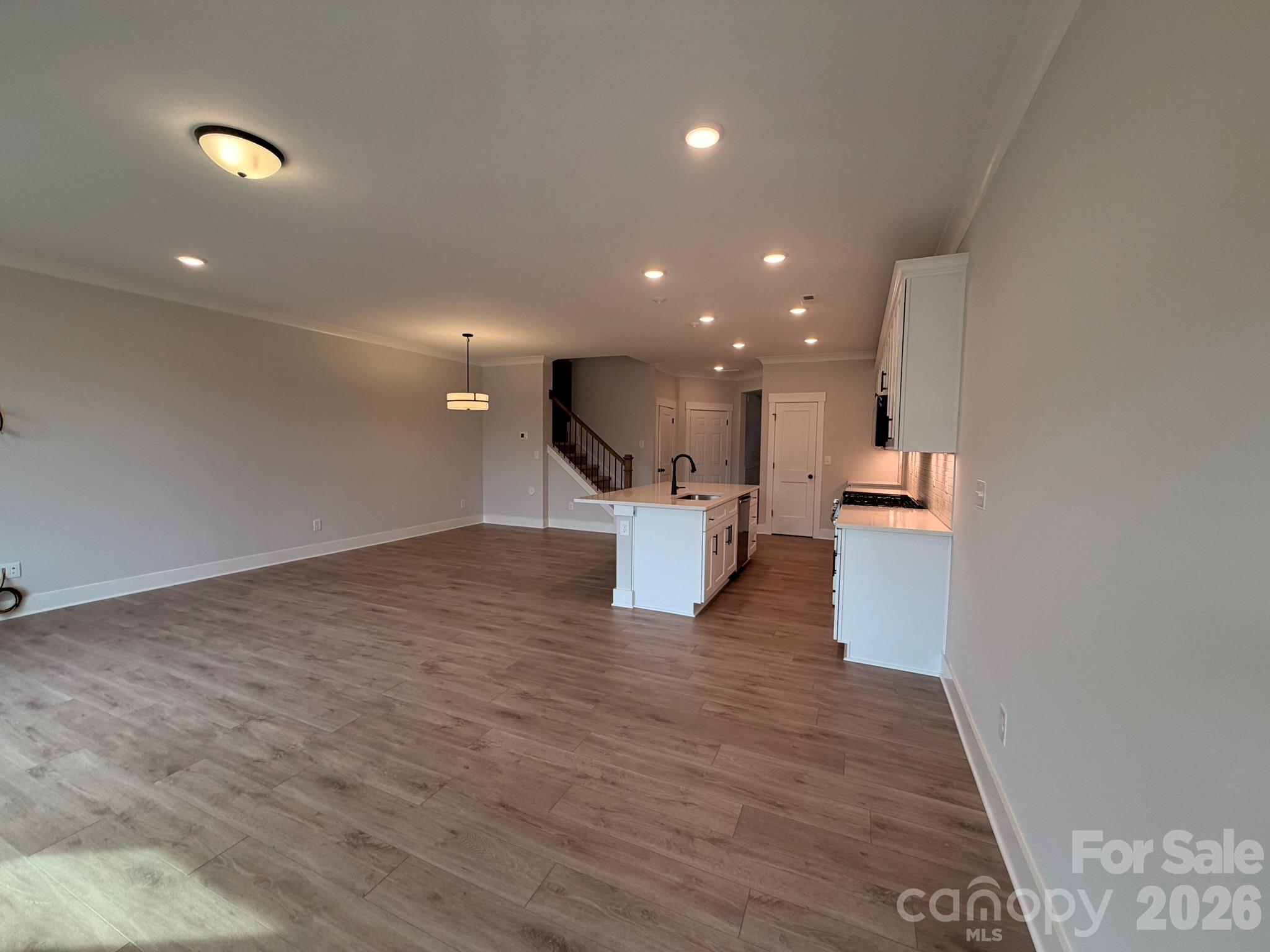 410 Blythe Townhome Lane Property Photo 8