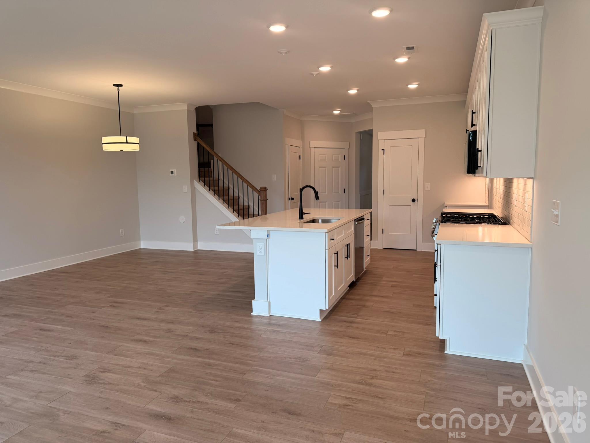 410 Blythe Townhome Lane Property Photo 9