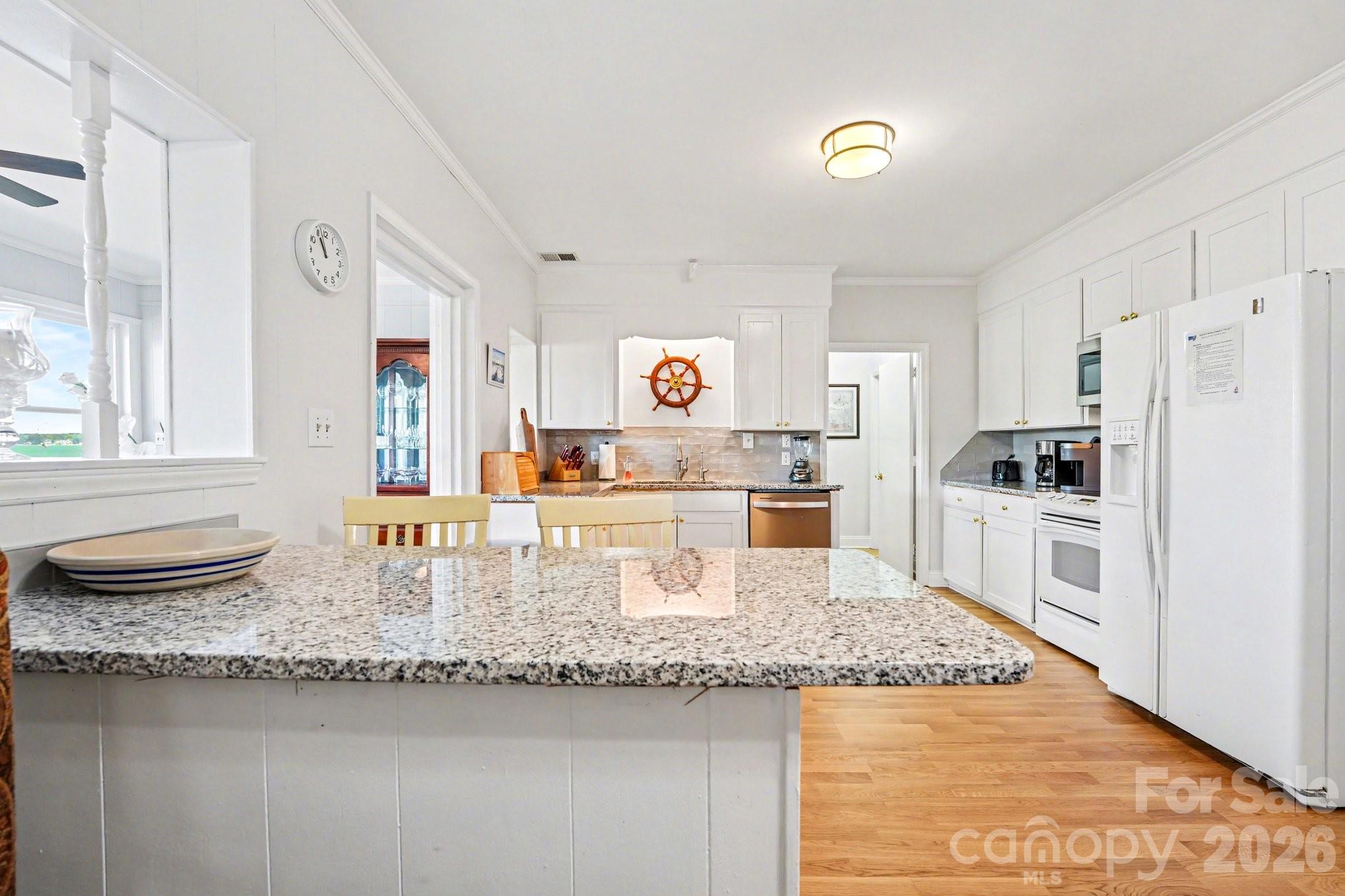 208 Stonemarker Road Property Photo 9