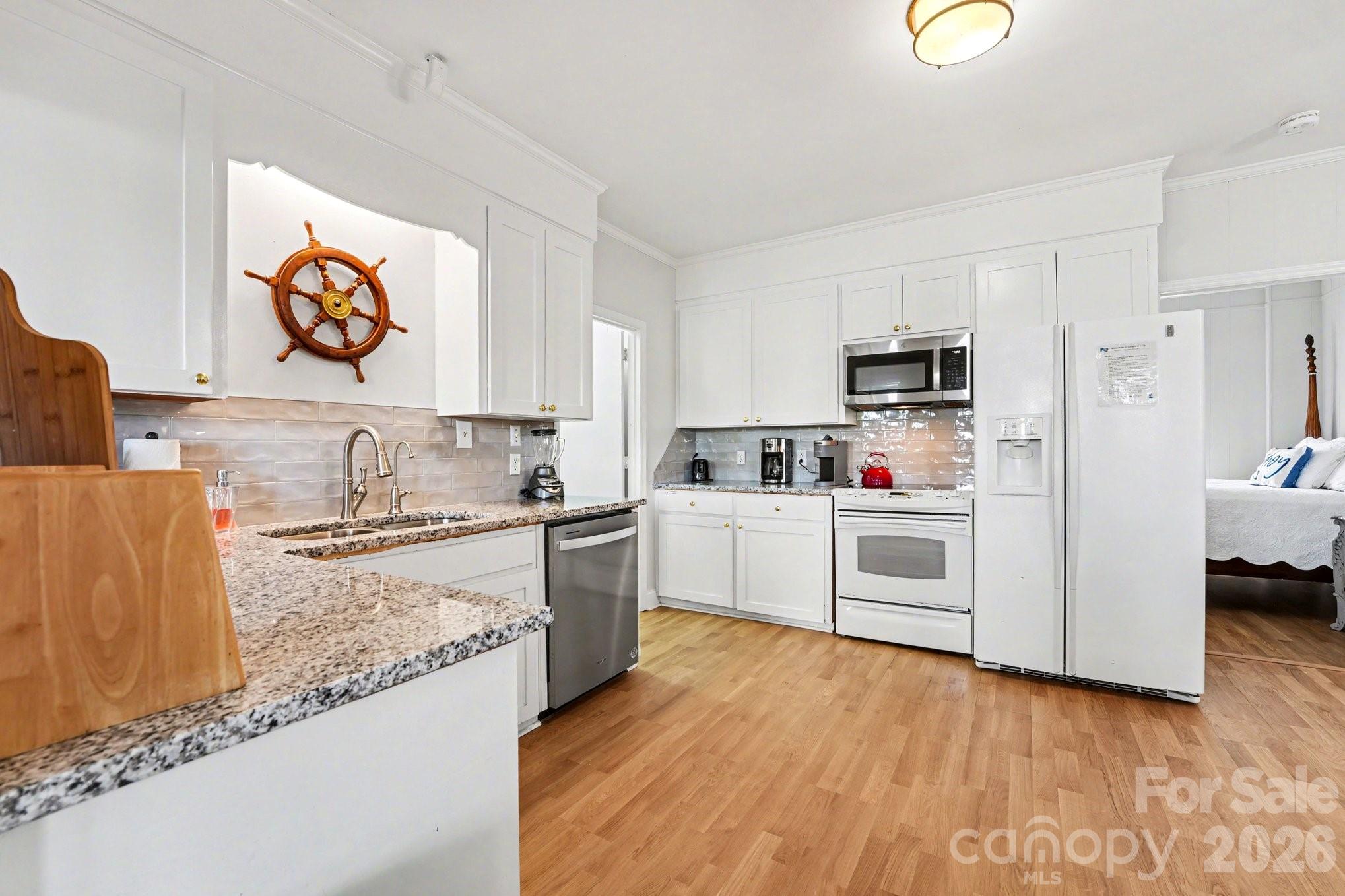 208 Stonemarker Road Property Photo 10