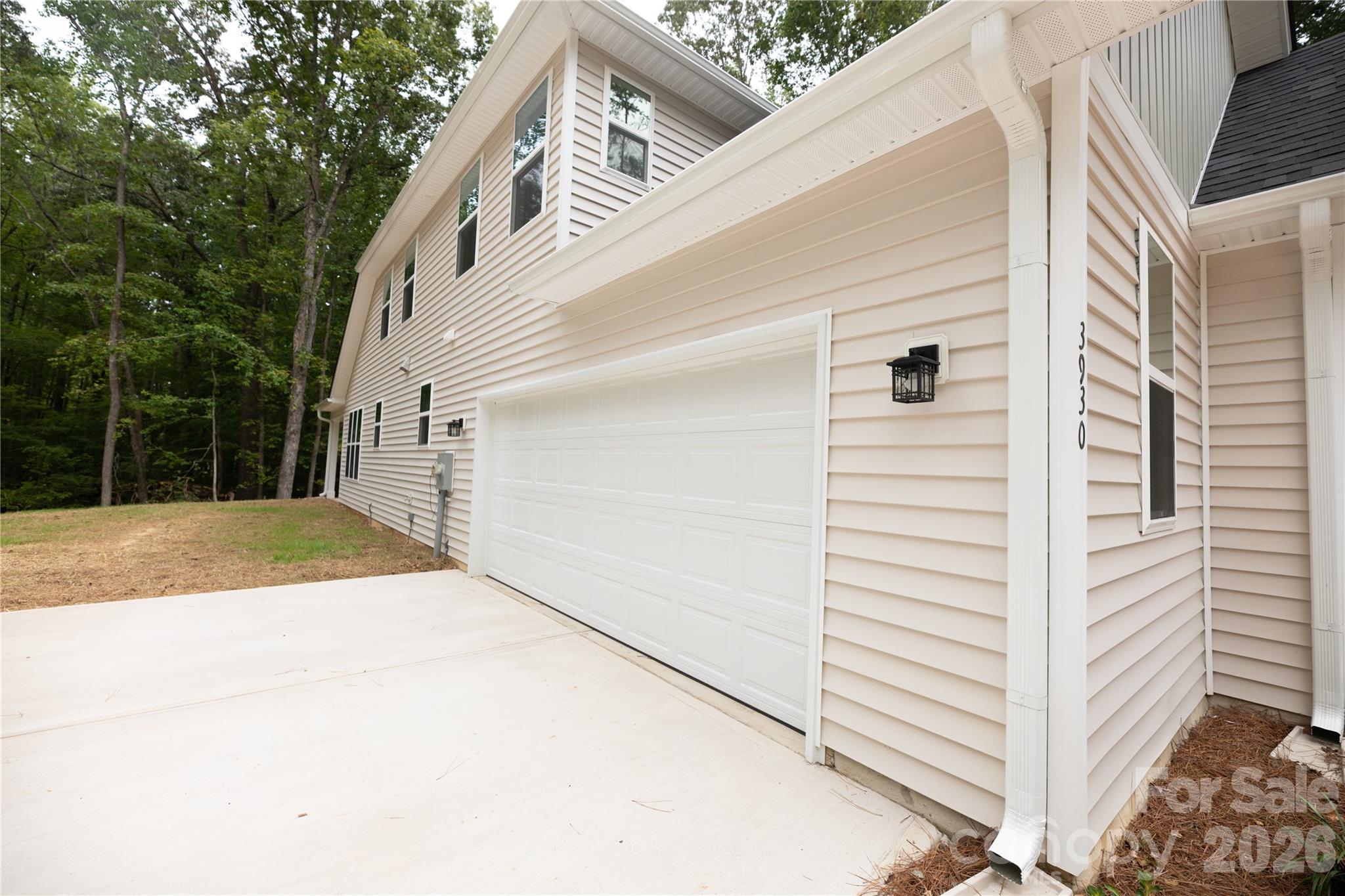 3930 Sunset Valley Drive Property Photo 5
