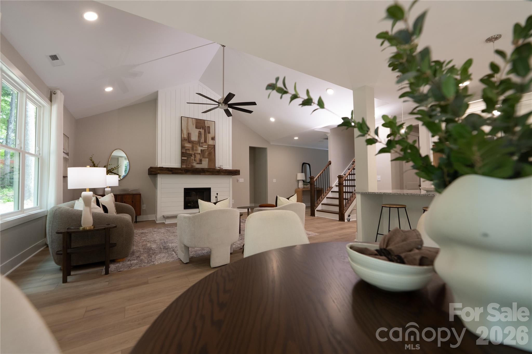 3930 Sunset Valley Drive Property Photo 11
