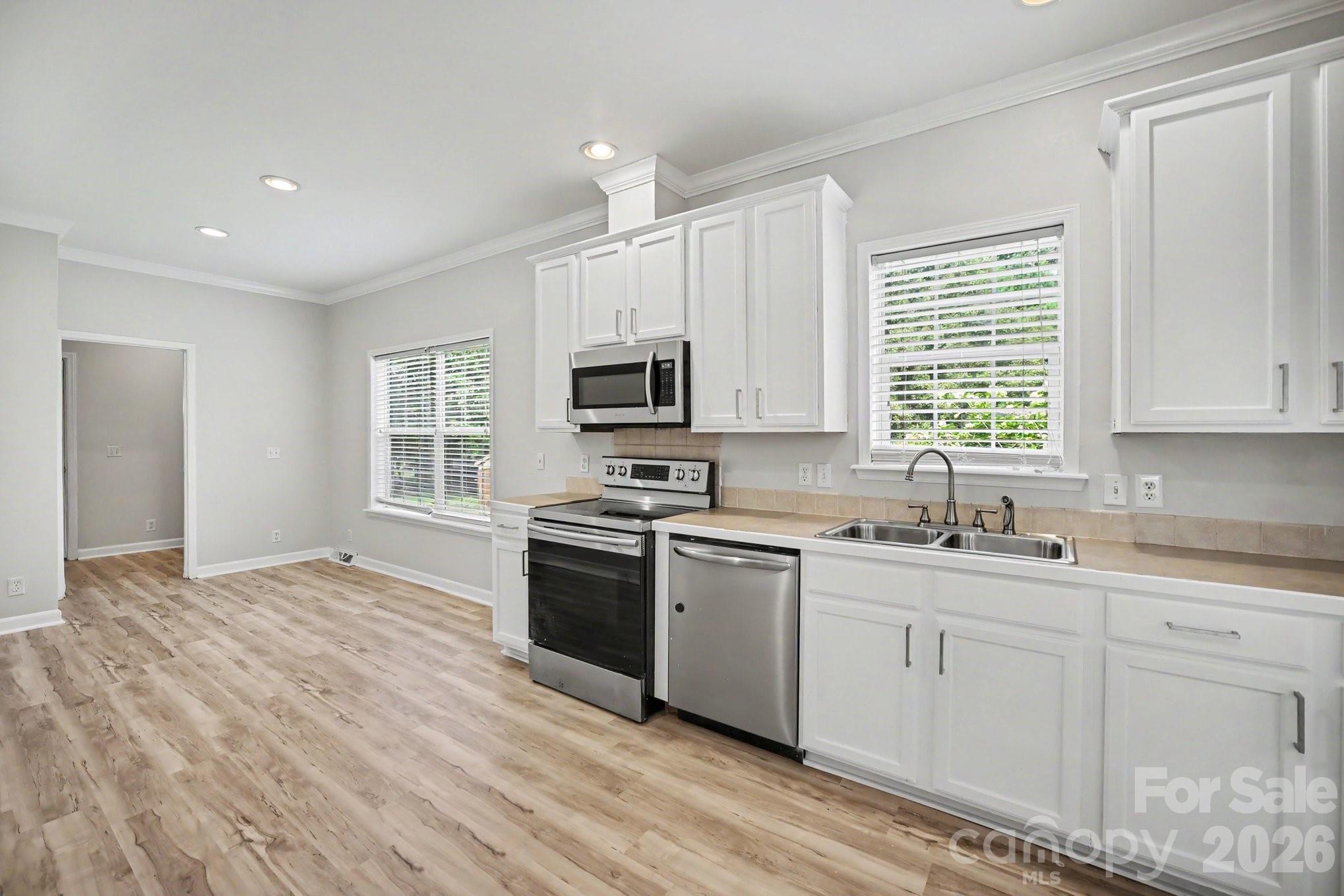 303 Hardin Circle Property Photo 10