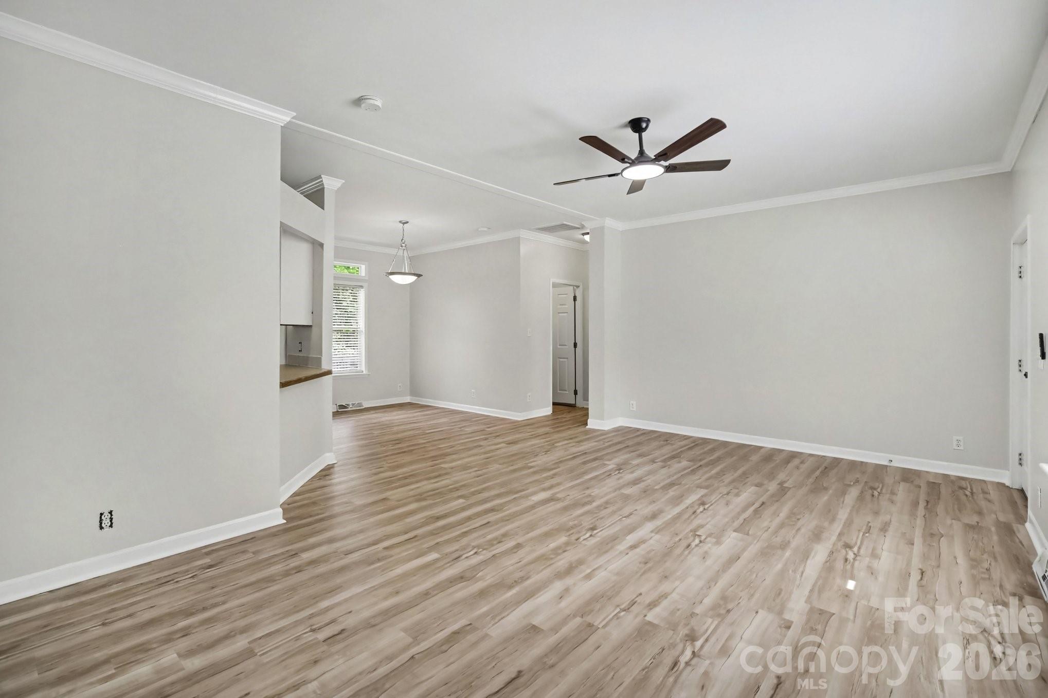 303 Hardin Circle Property Photo 15