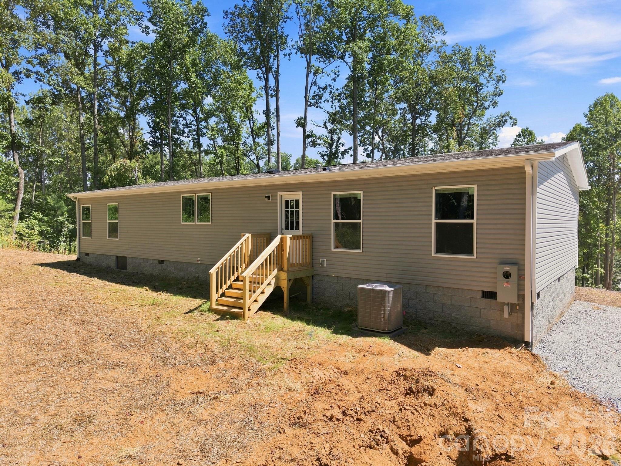 93 Foxcroft Lane Property Photo 8