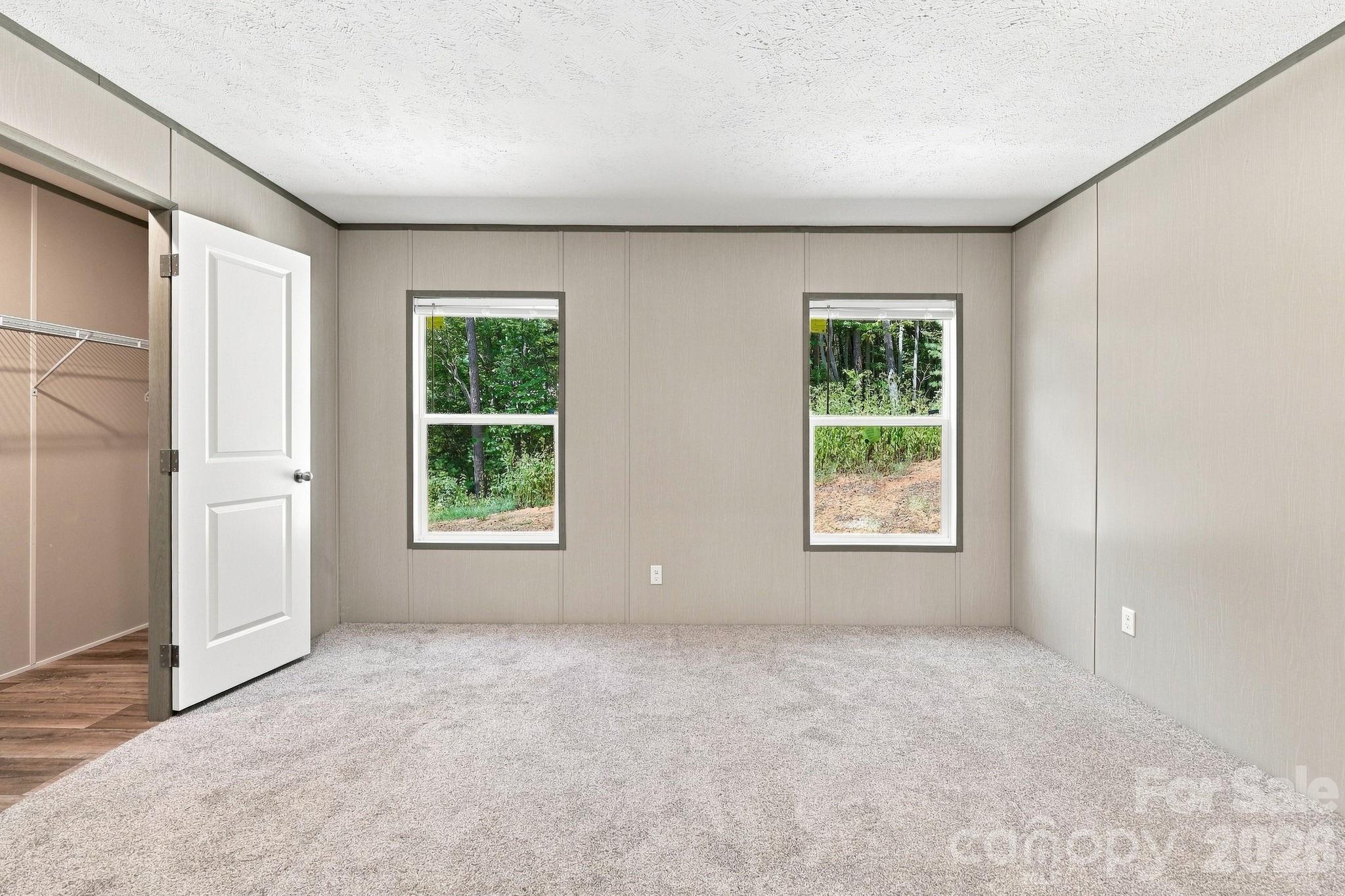 93 Foxcroft Lane Property Photo 35